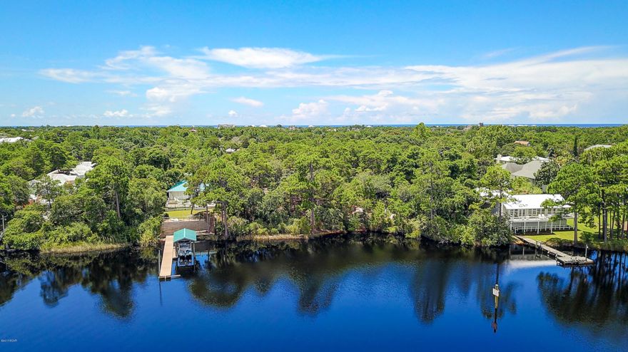 Absolutely stunning waterfront Lake Powell land, 1.8 acres, approx 210 x 377.  Sitting high on a bluff this parcel provides panoramic views of Lake Powell.  Possibilities are limitless for this beautiful homesite.  Build your dream home or perfect for investors looking to build multiple homes.  Lake Powell is the largest Dune Lake in the state of Florida and holds an award of 'Pristine Florida Waterway'.  Don't miss this opportunity to own a piece of paradise!