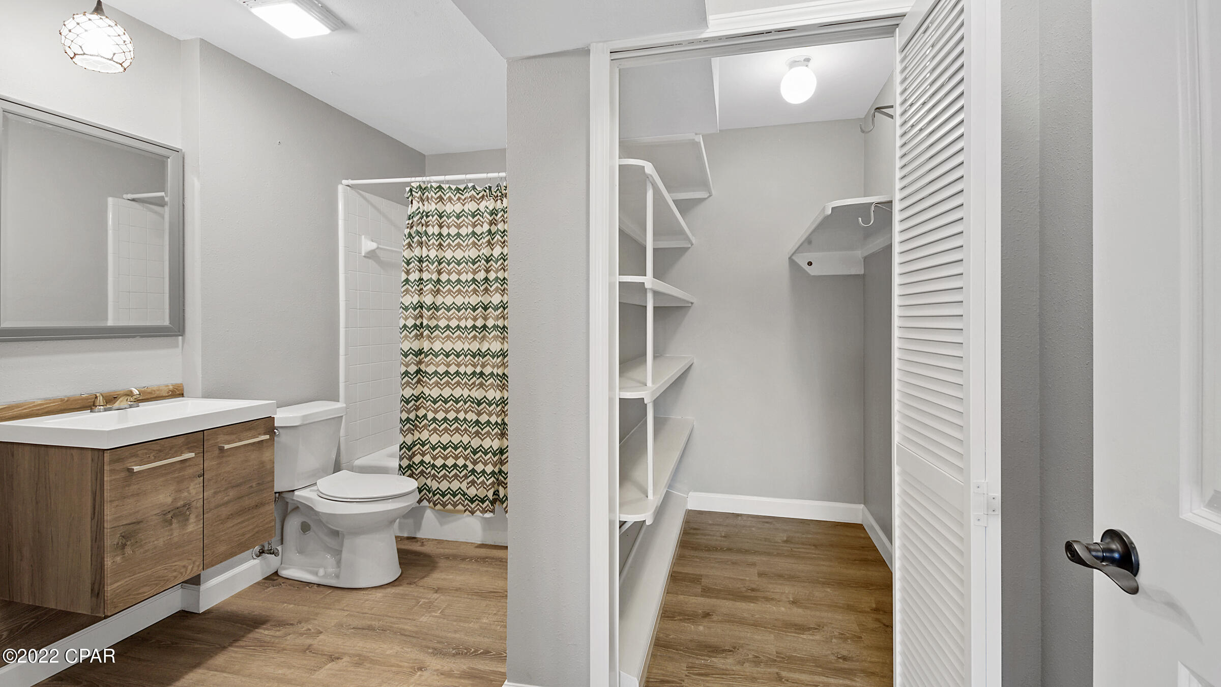 Pretty Bayou Island - Residential