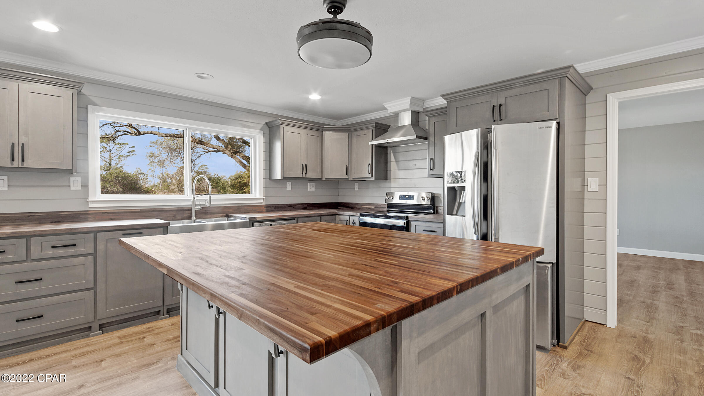 Pretty Bayou Island - Residential