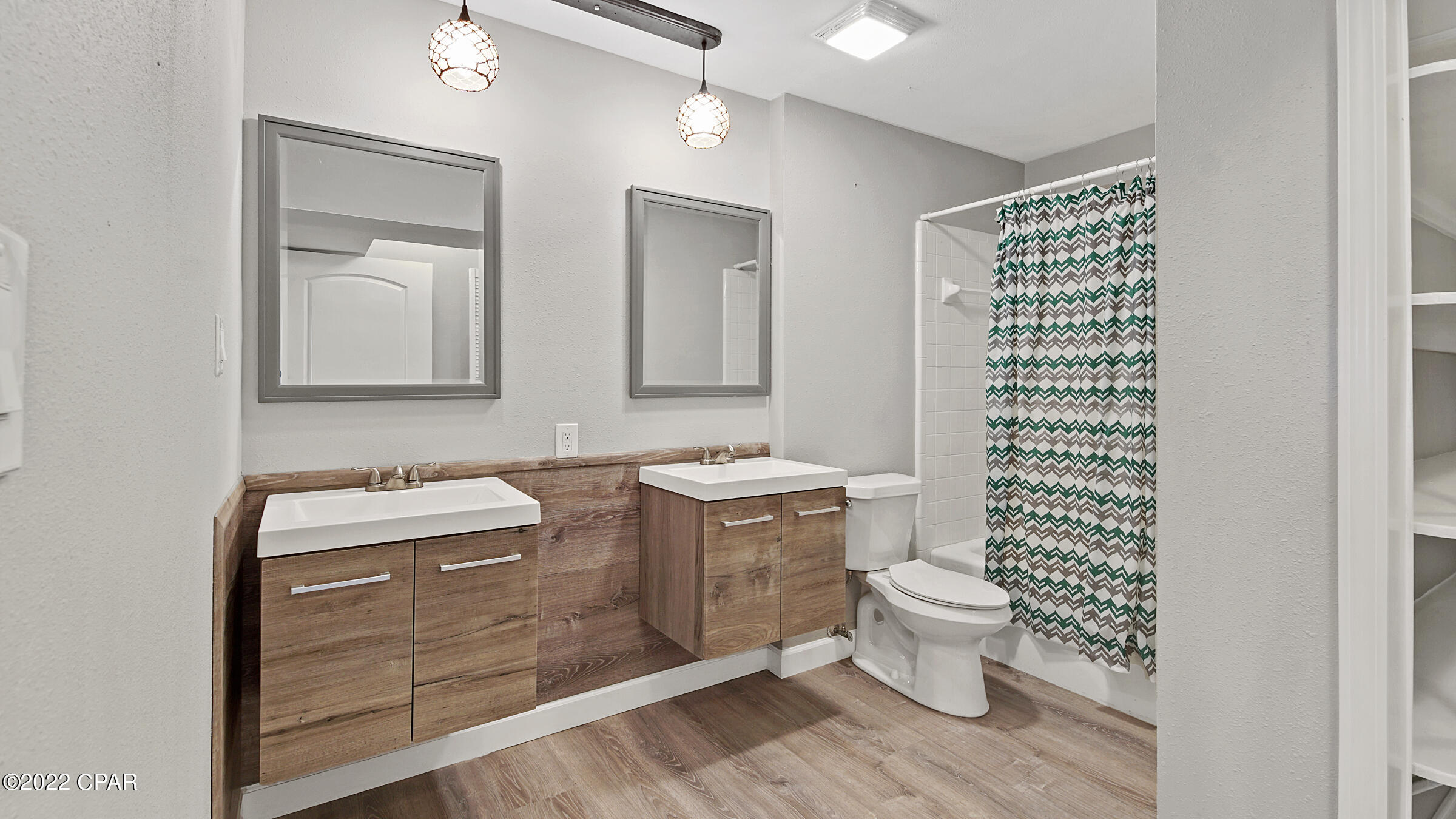 Pretty Bayou Island - Residential