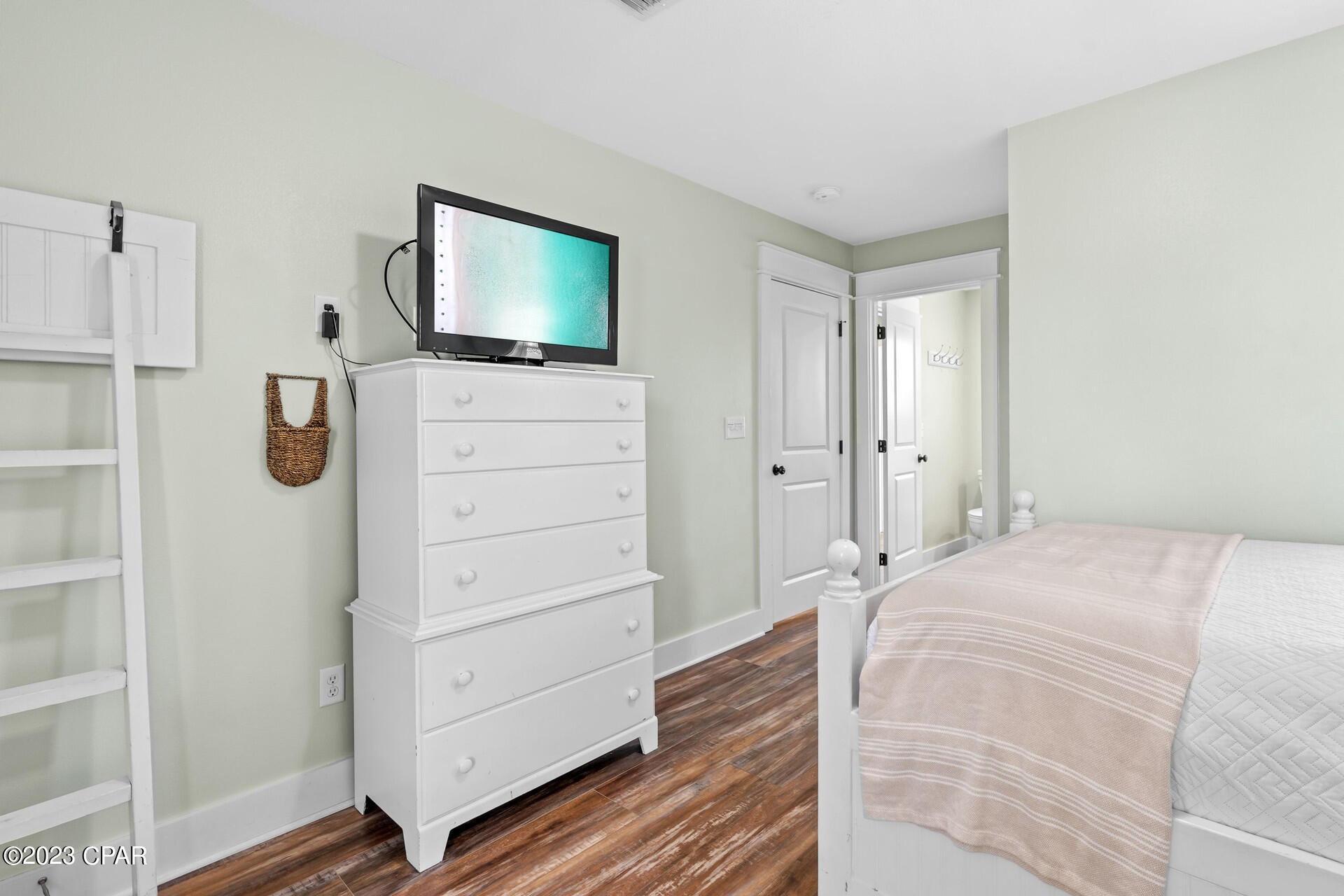 Shipwatch - Residential