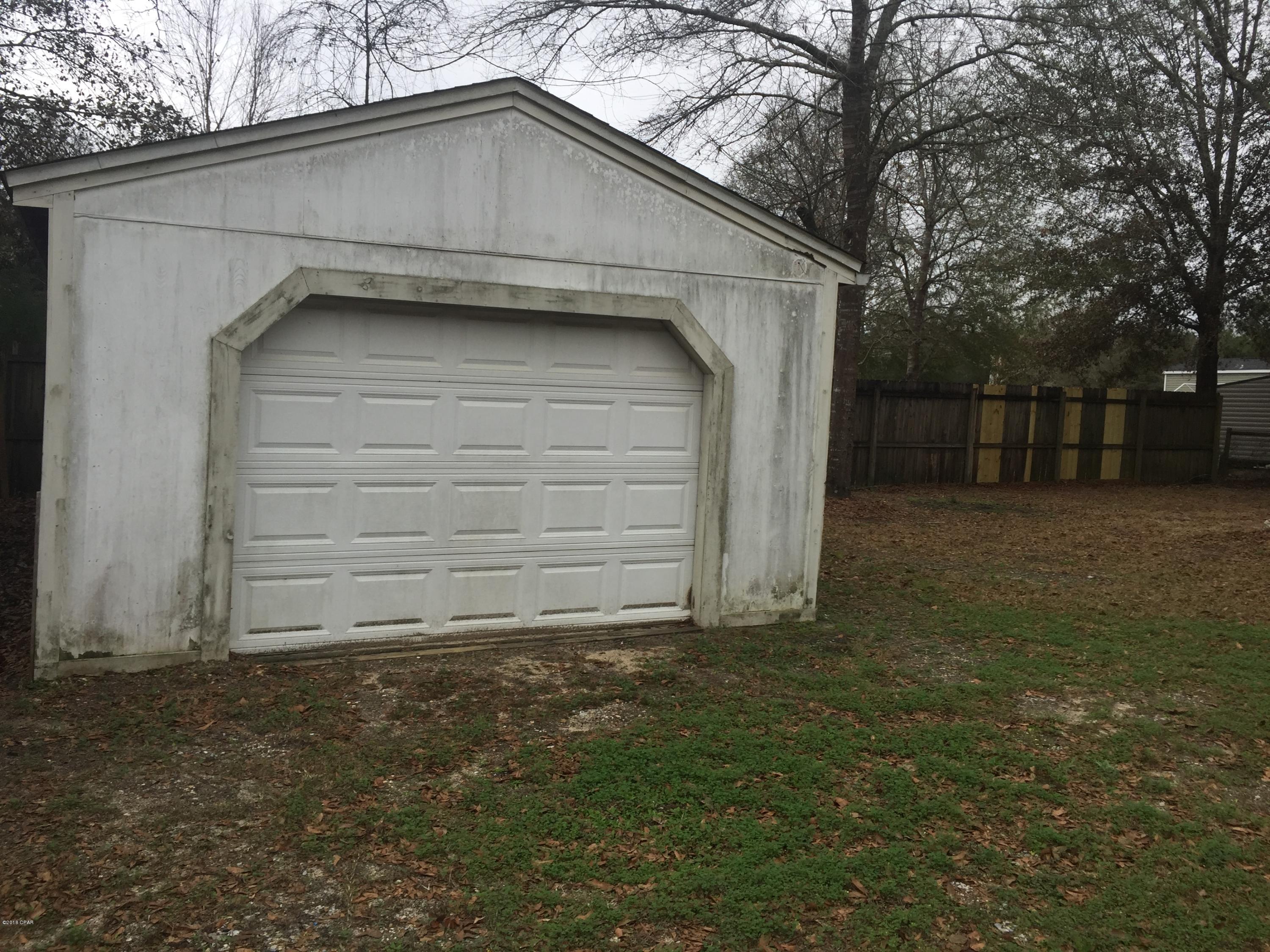 Pinecrest - Residential