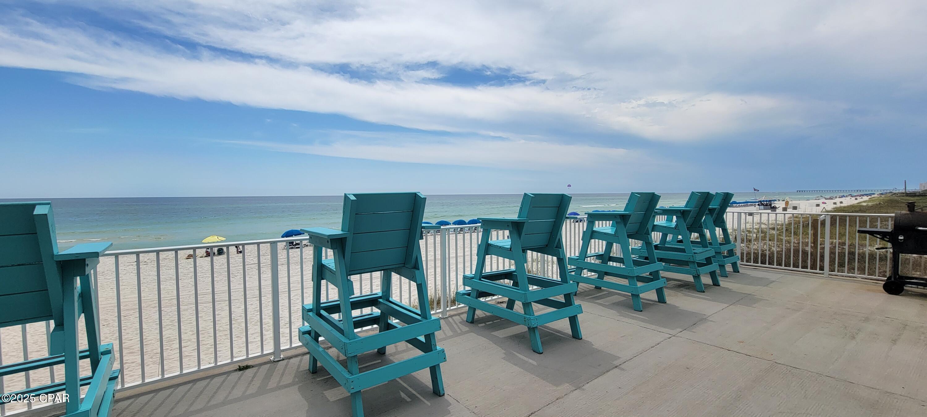 Fontainebleau Terrace - Residential