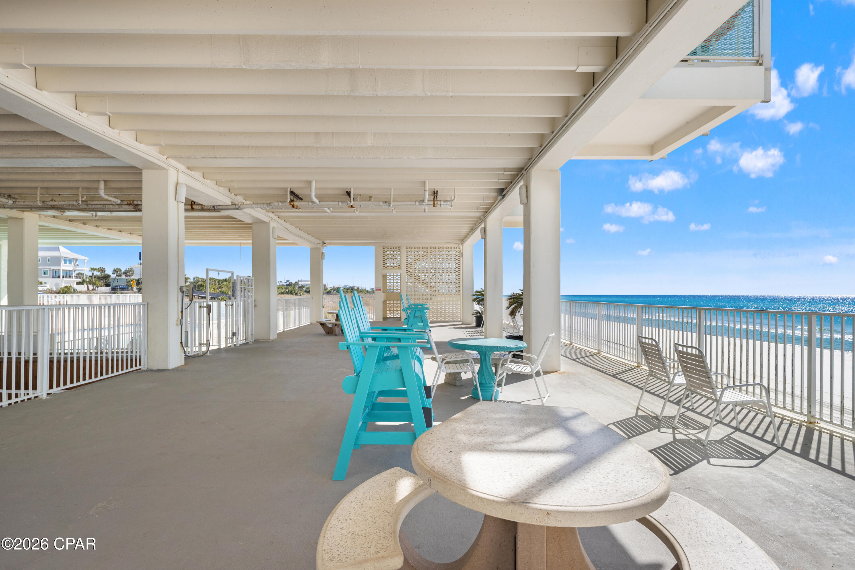Fontainebleau Terrace - Residential