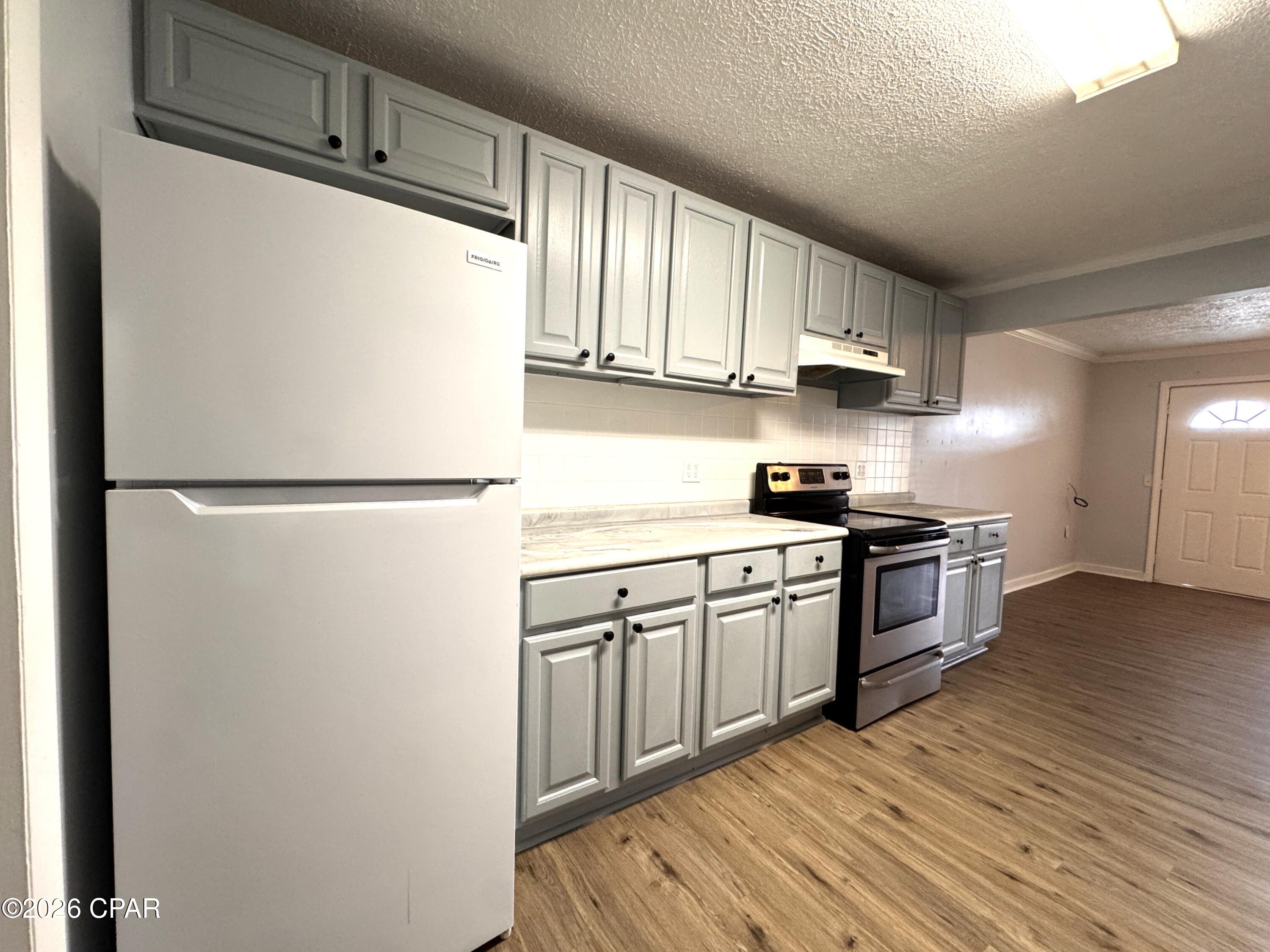 [No Recorded Subdiv] - Residential Lease