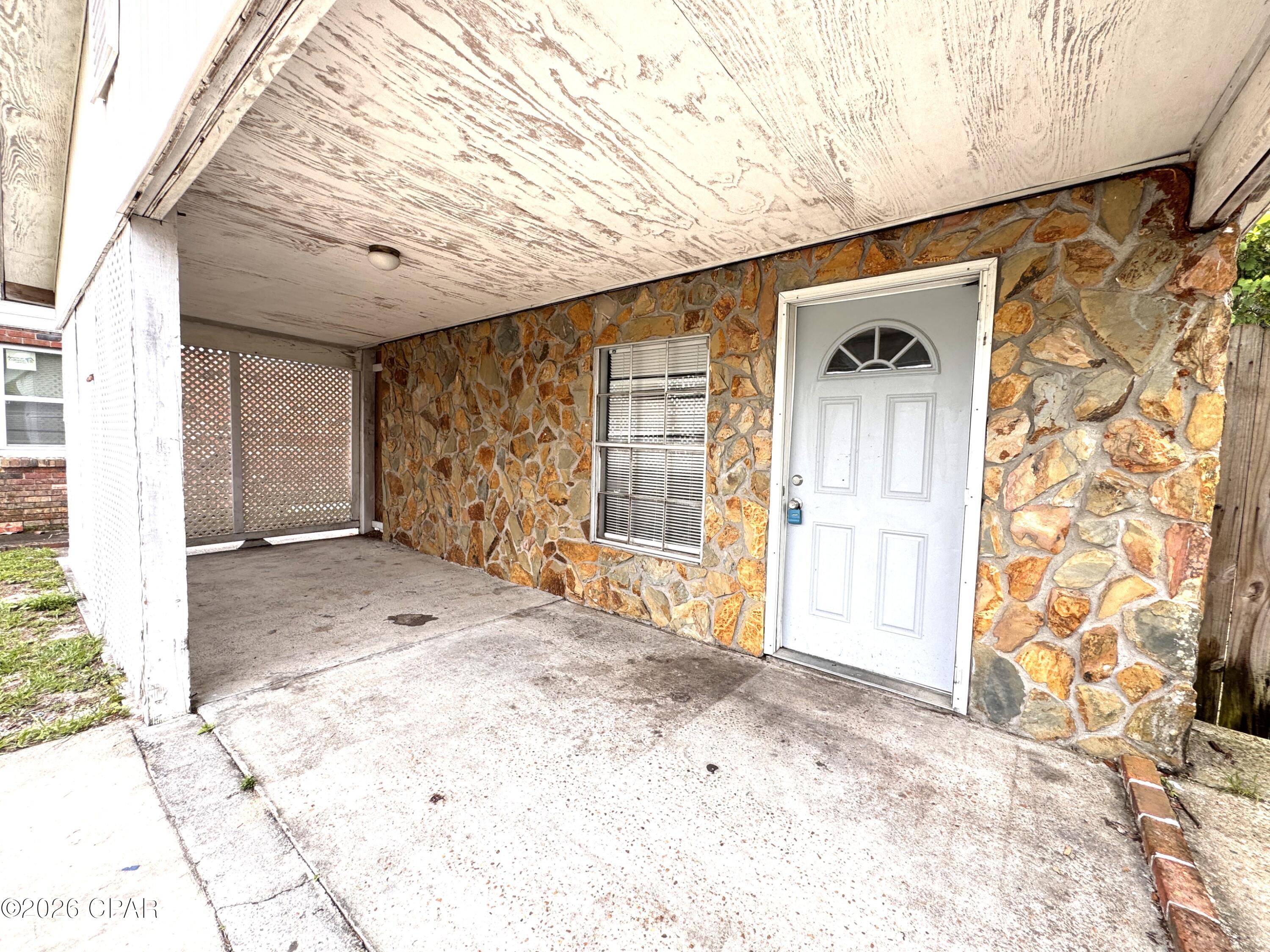 [No Recorded Subdiv] - Residential Lease