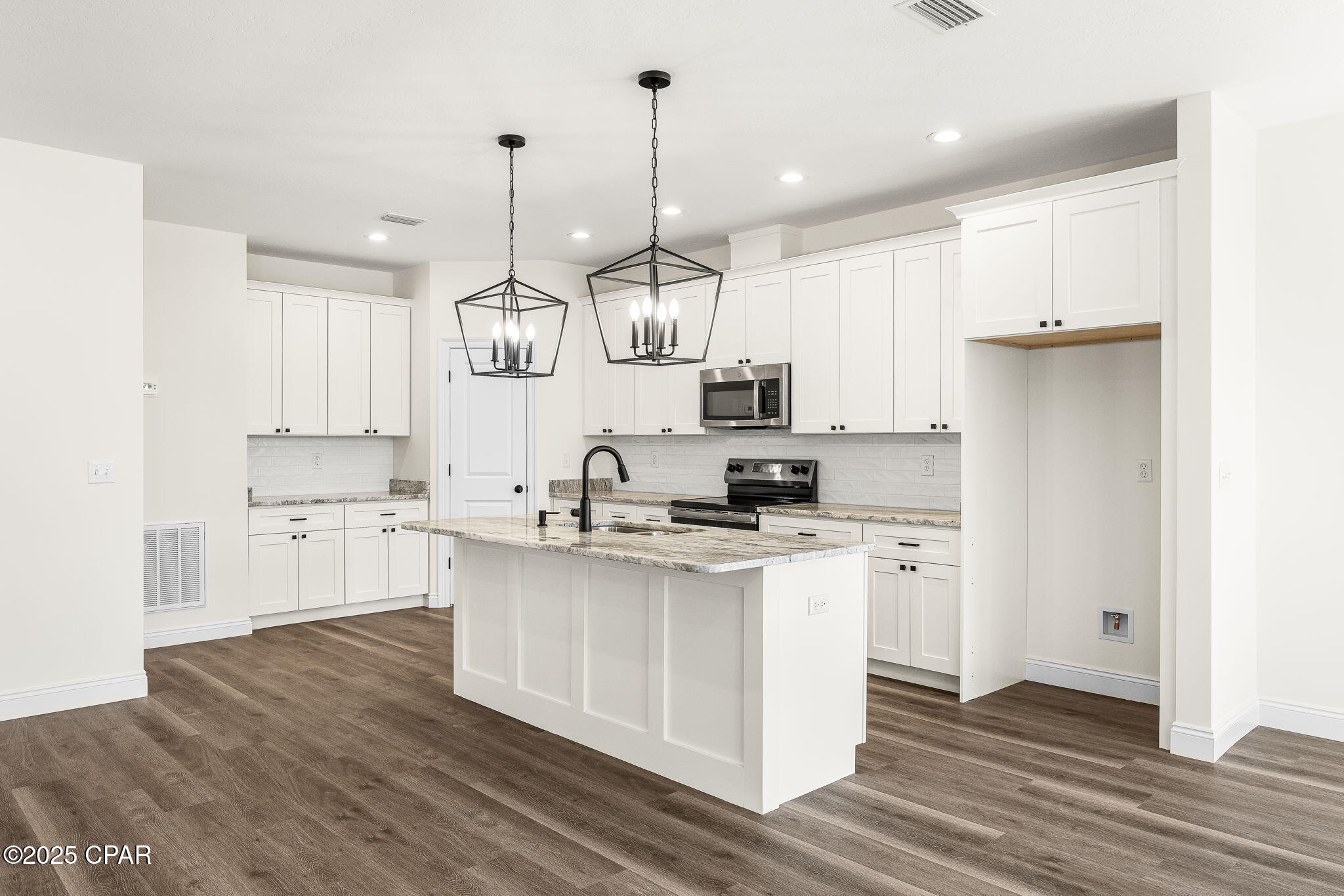 [No Recorded Subdiv] - Residential Lease