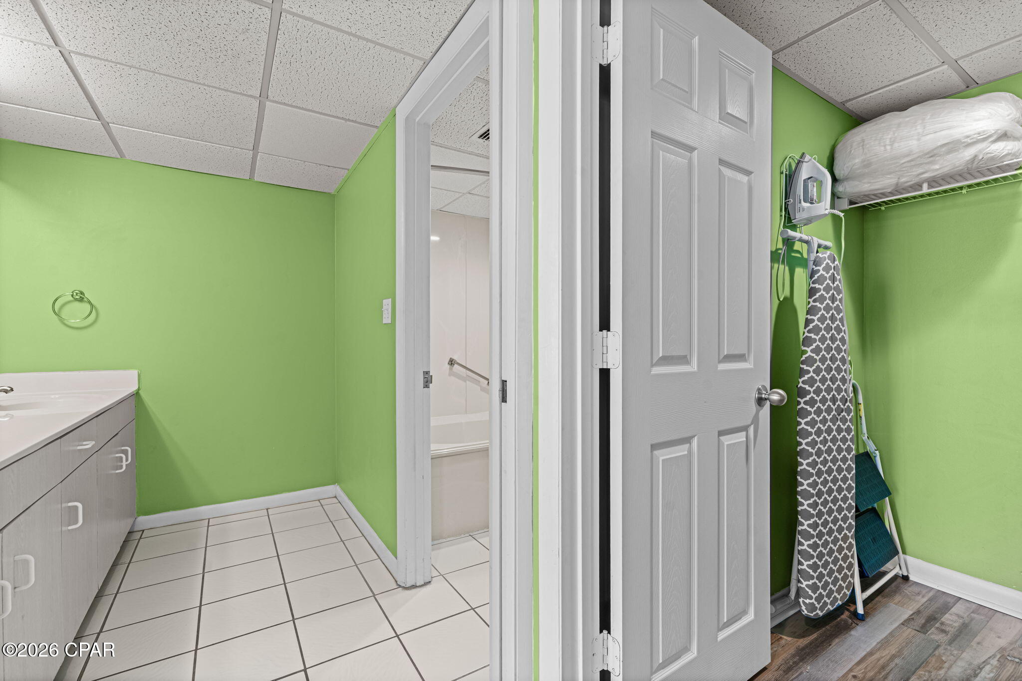 Long Beach Towers II - Residential