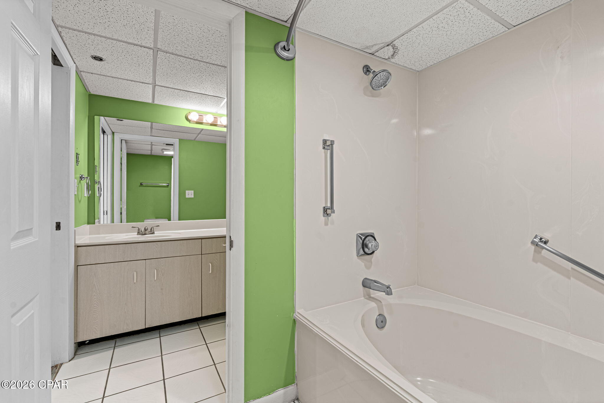 Long Beach Towers II - Residential