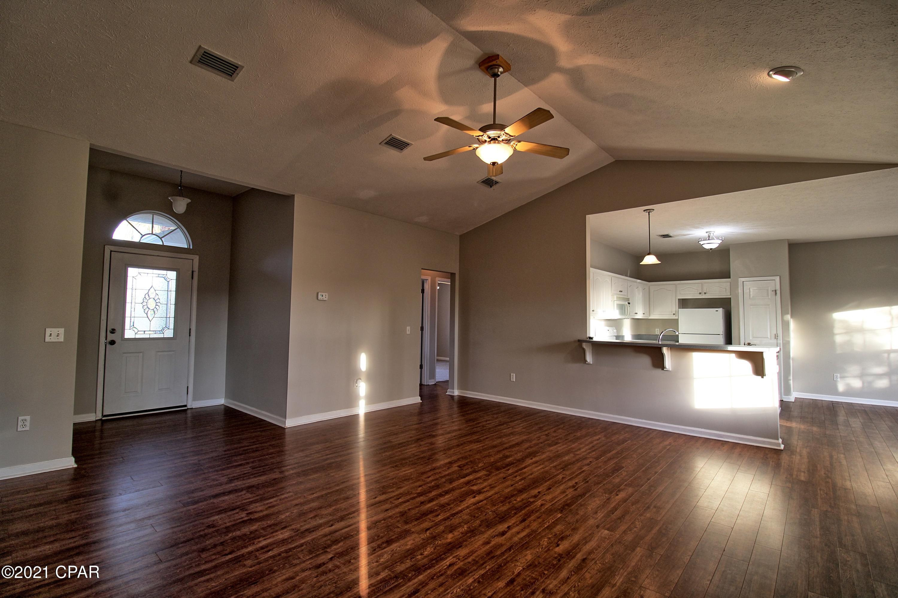 [No Recorded Subdiv] - Residential Lease