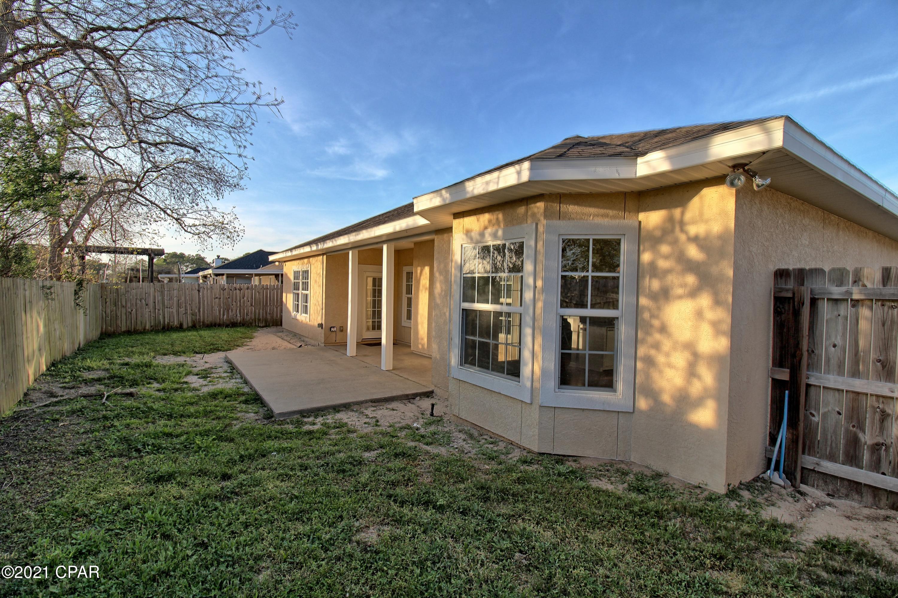 [No Recorded Subdiv] - Residential Lease