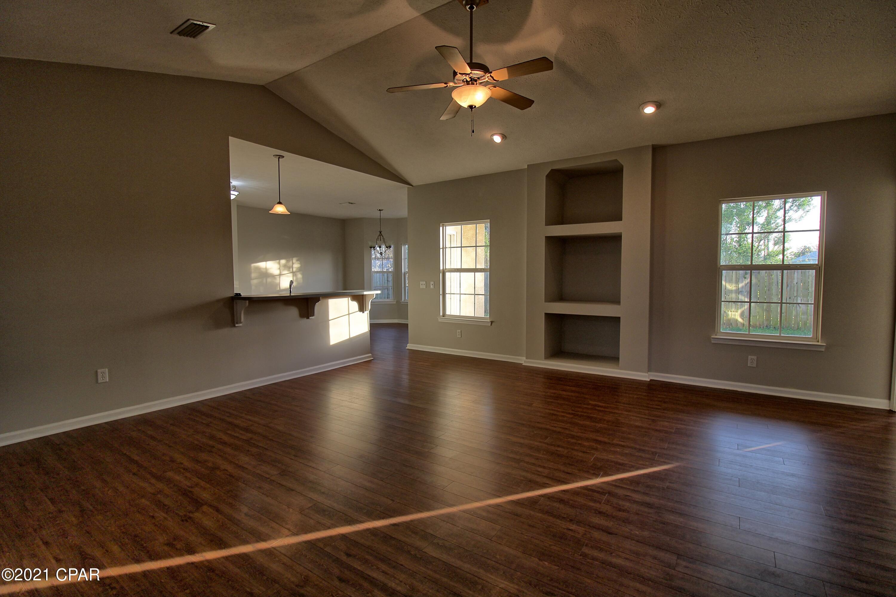 [No Recorded Subdiv] - Residential Lease