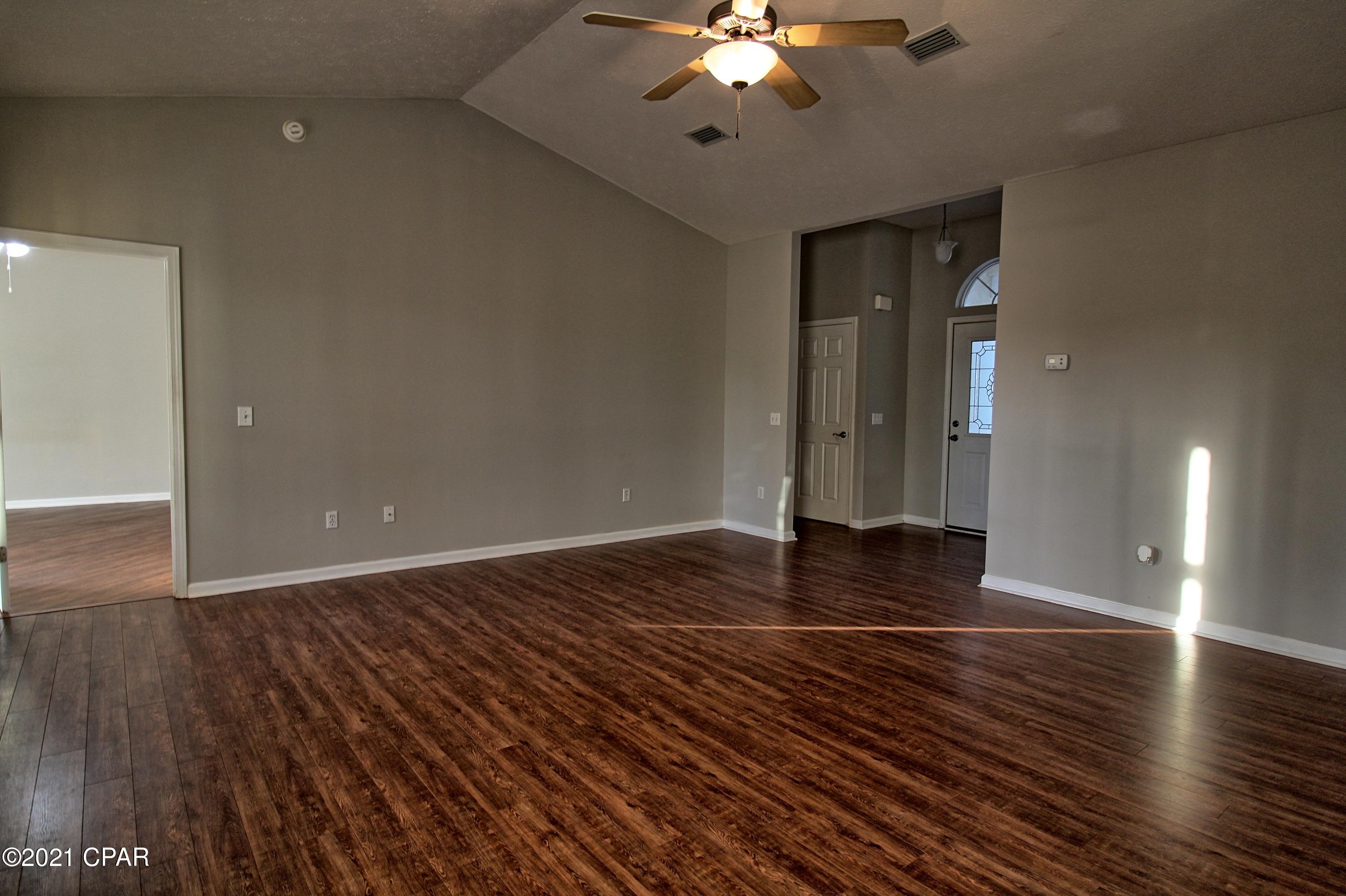 [No Recorded Subdiv] - Residential Lease