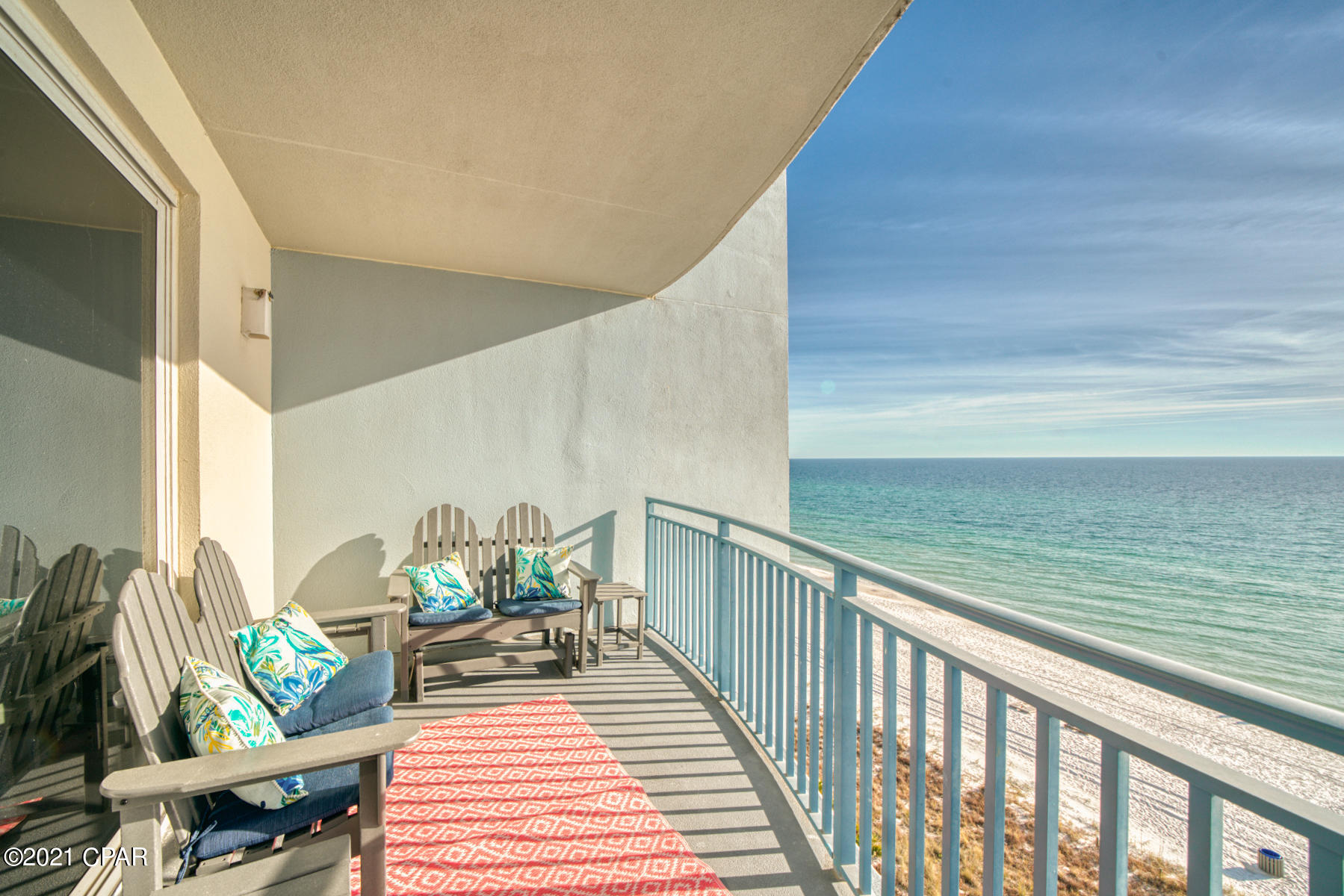 Sterling Breeze - Residential