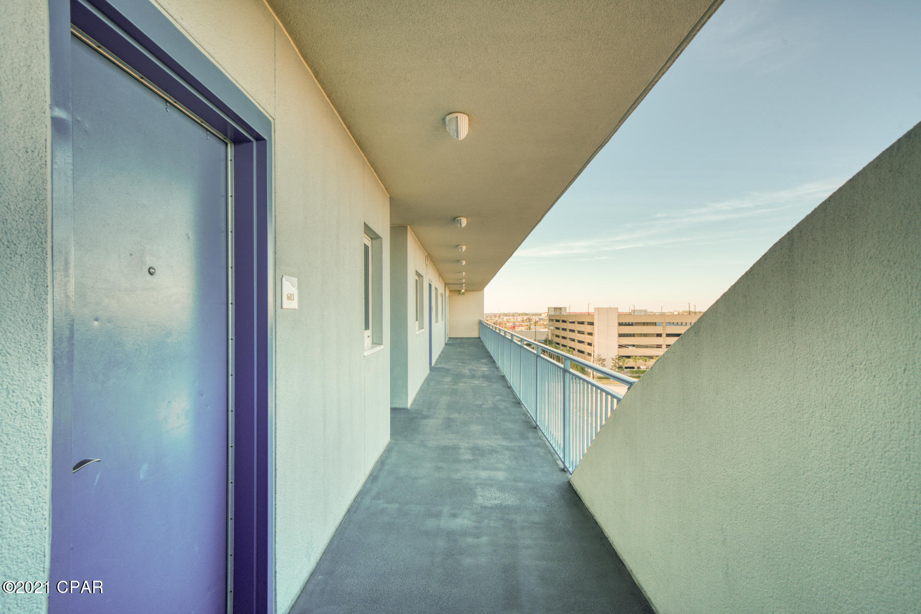 Sterling Breeze - Residential