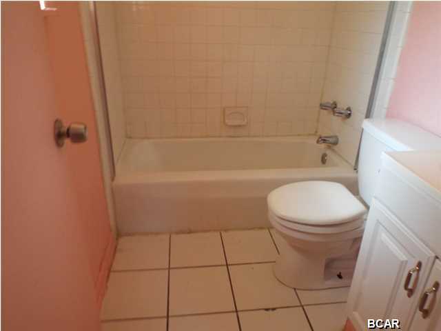 Hentz 1st Add Unit B - Residential