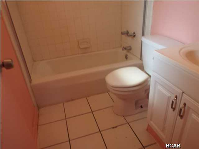 Hentz 1st Add Unit B - Residential