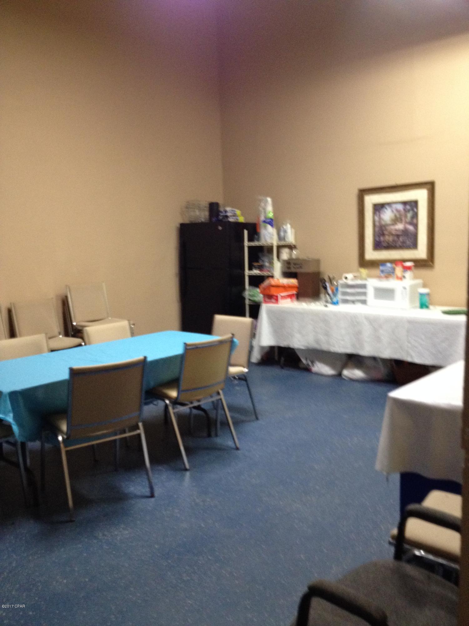 Mashburns 1 Add To Parker - Commercial Sale