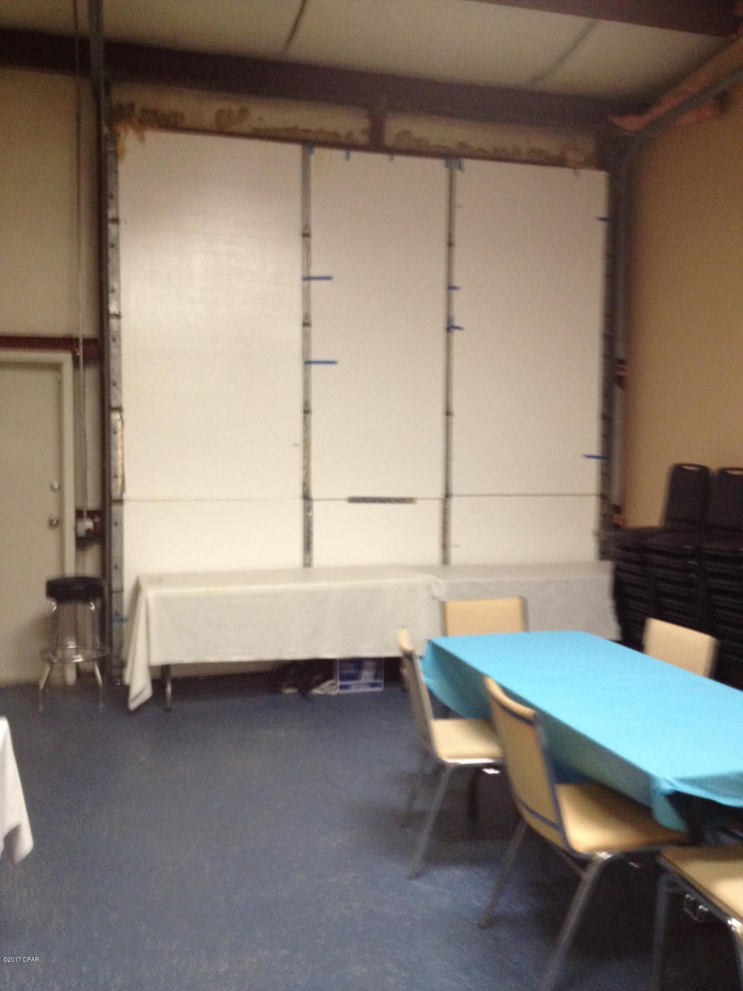 Mashburns 1 Add To Parker - Commercial Sale