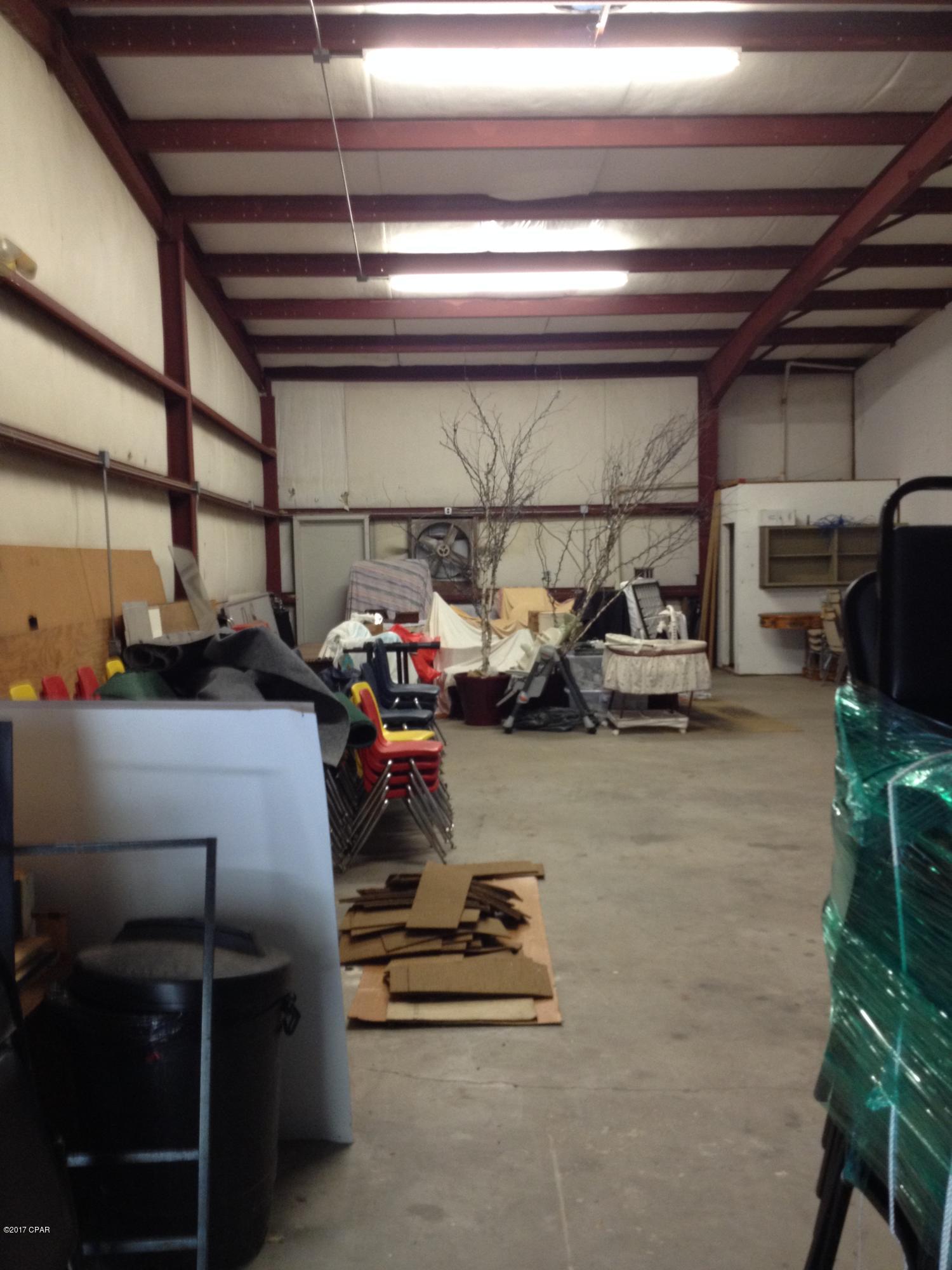 Mashburns 1 Add To Parker - Commercial Sale