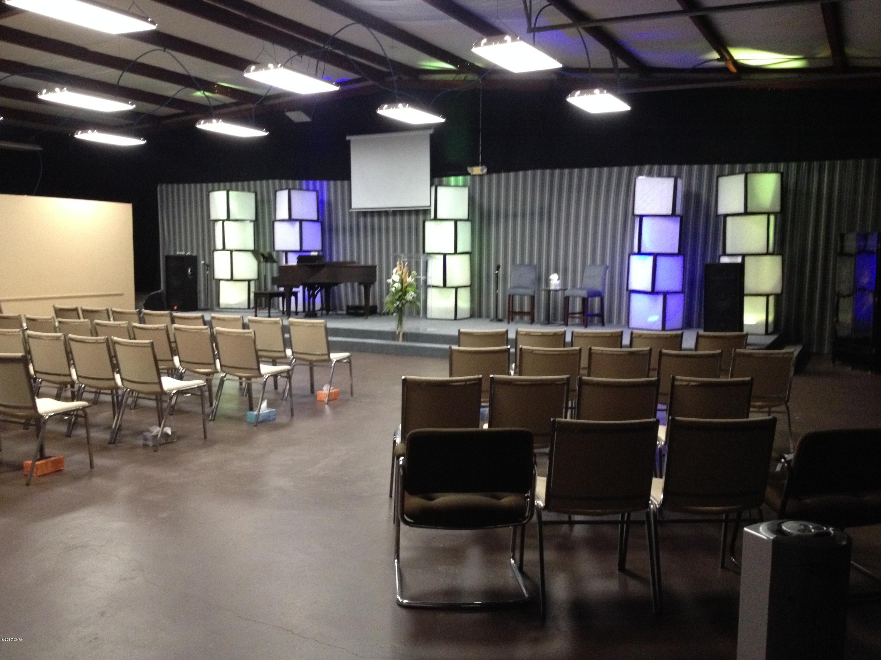 Mashburns 1 Add To Parker - Commercial Sale