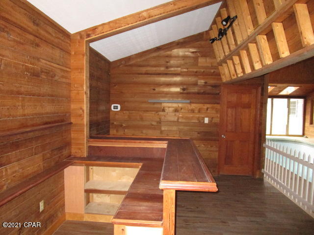 The Oaks - Residential