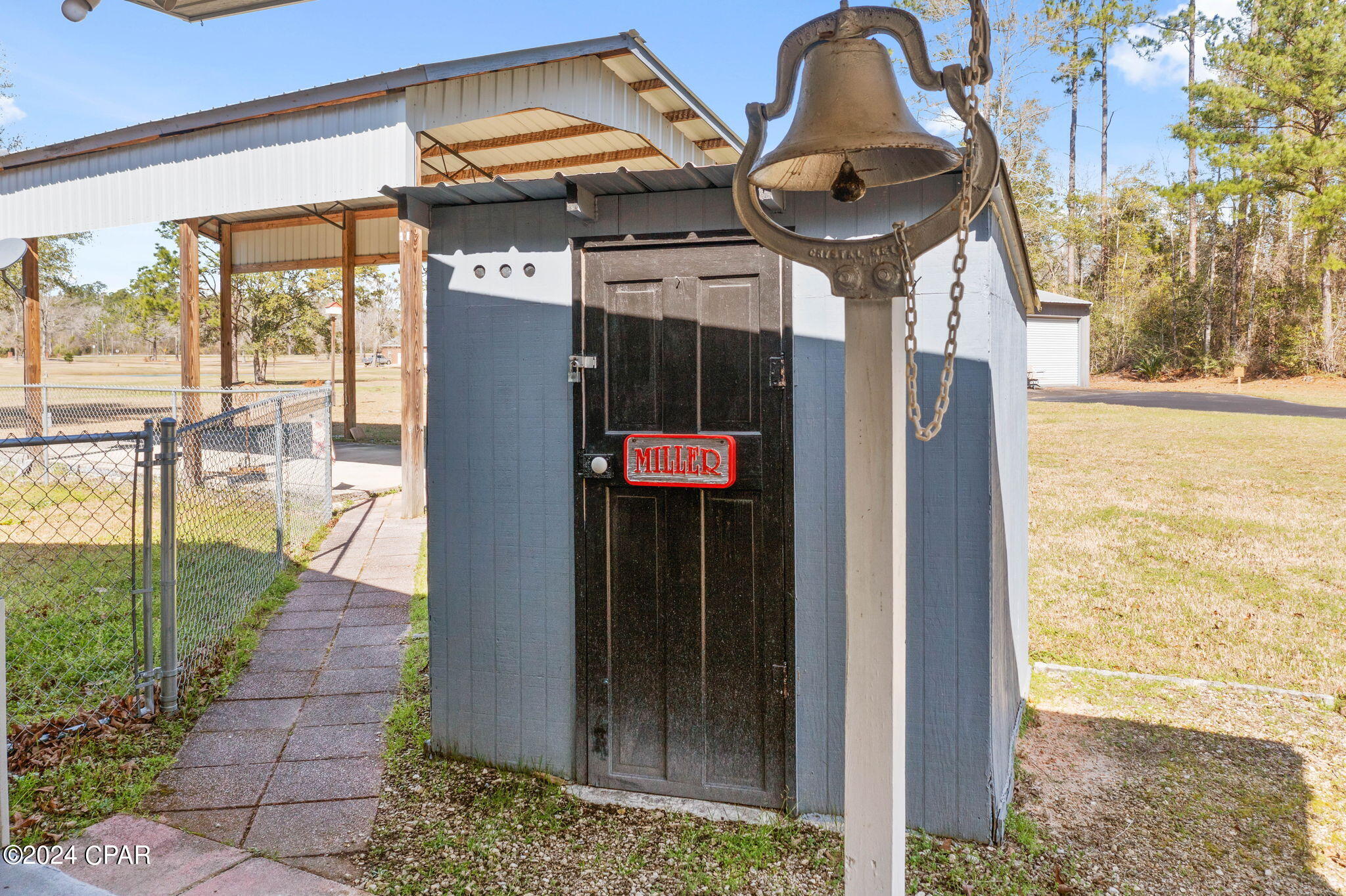 Davis Est - Residential