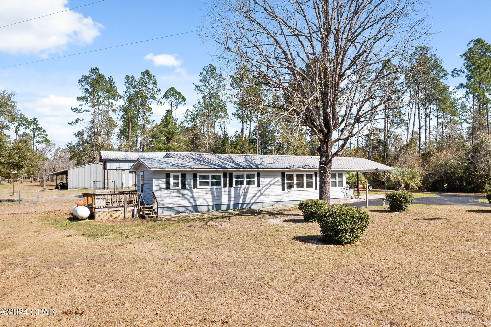 Davis Est - Residential