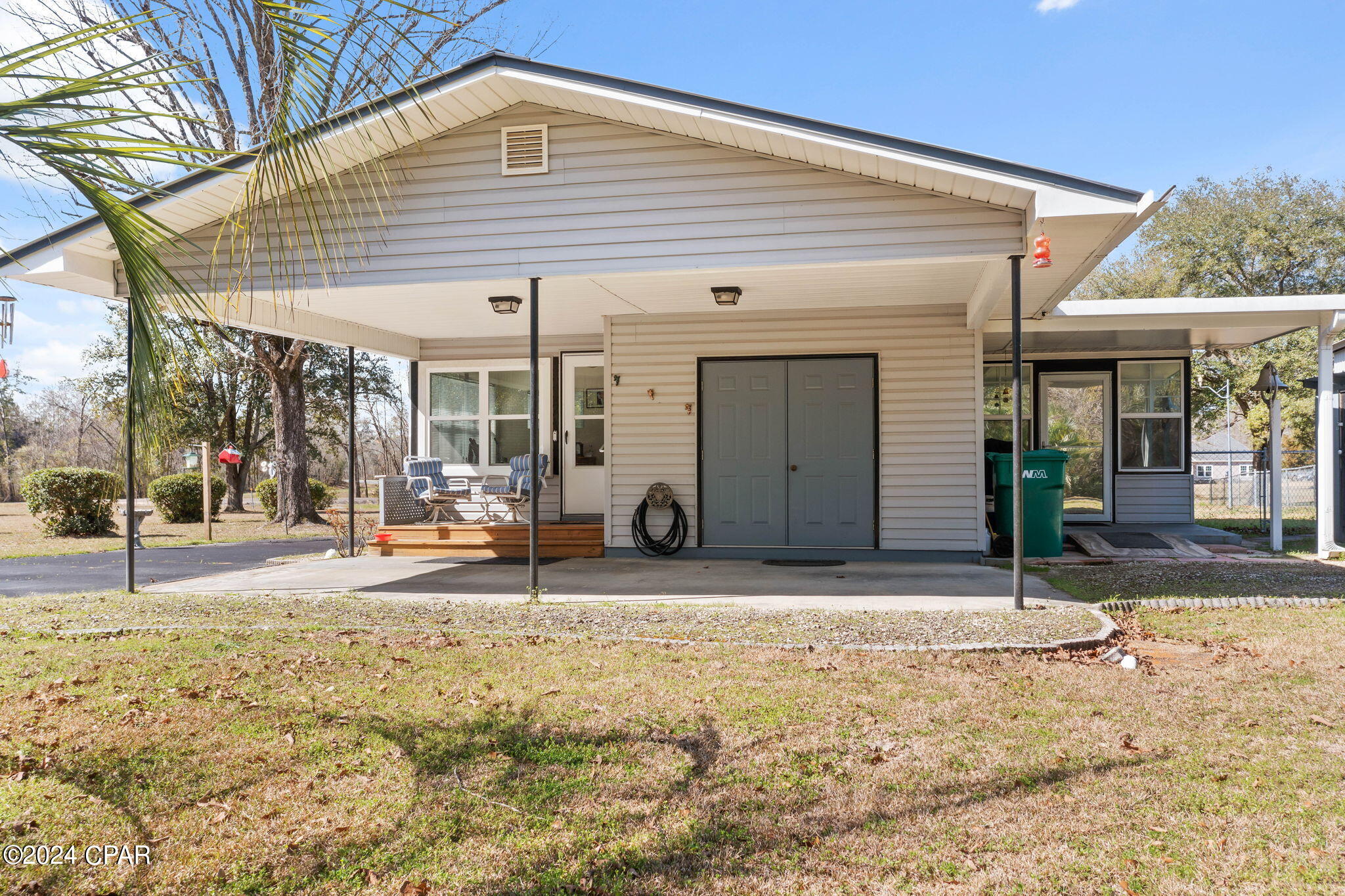 Davis Est - Residential