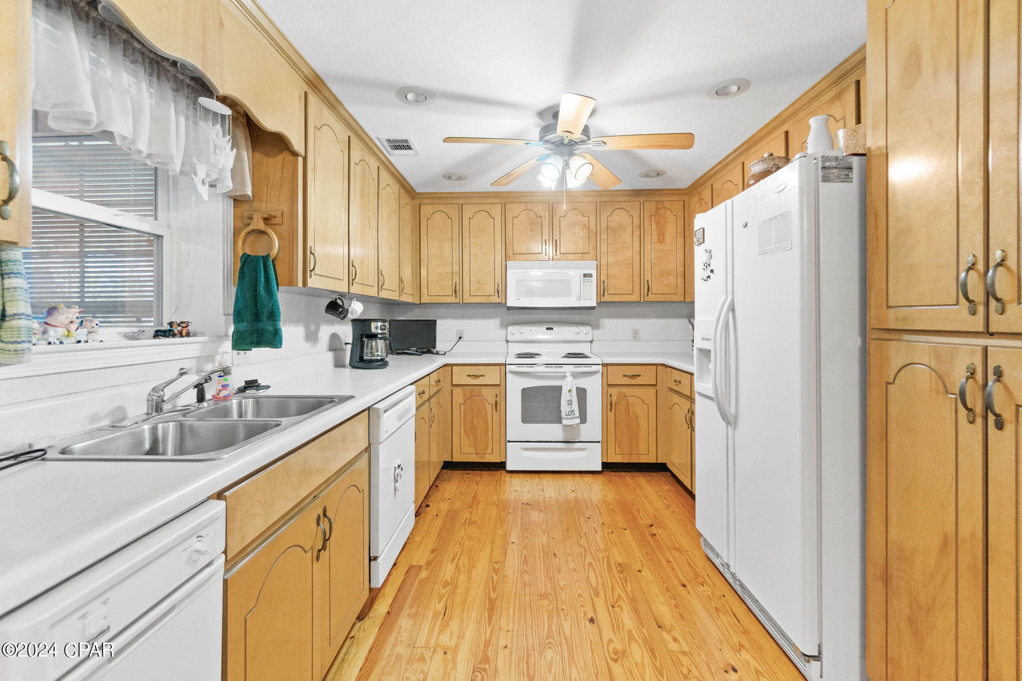 Davis Est - Residential