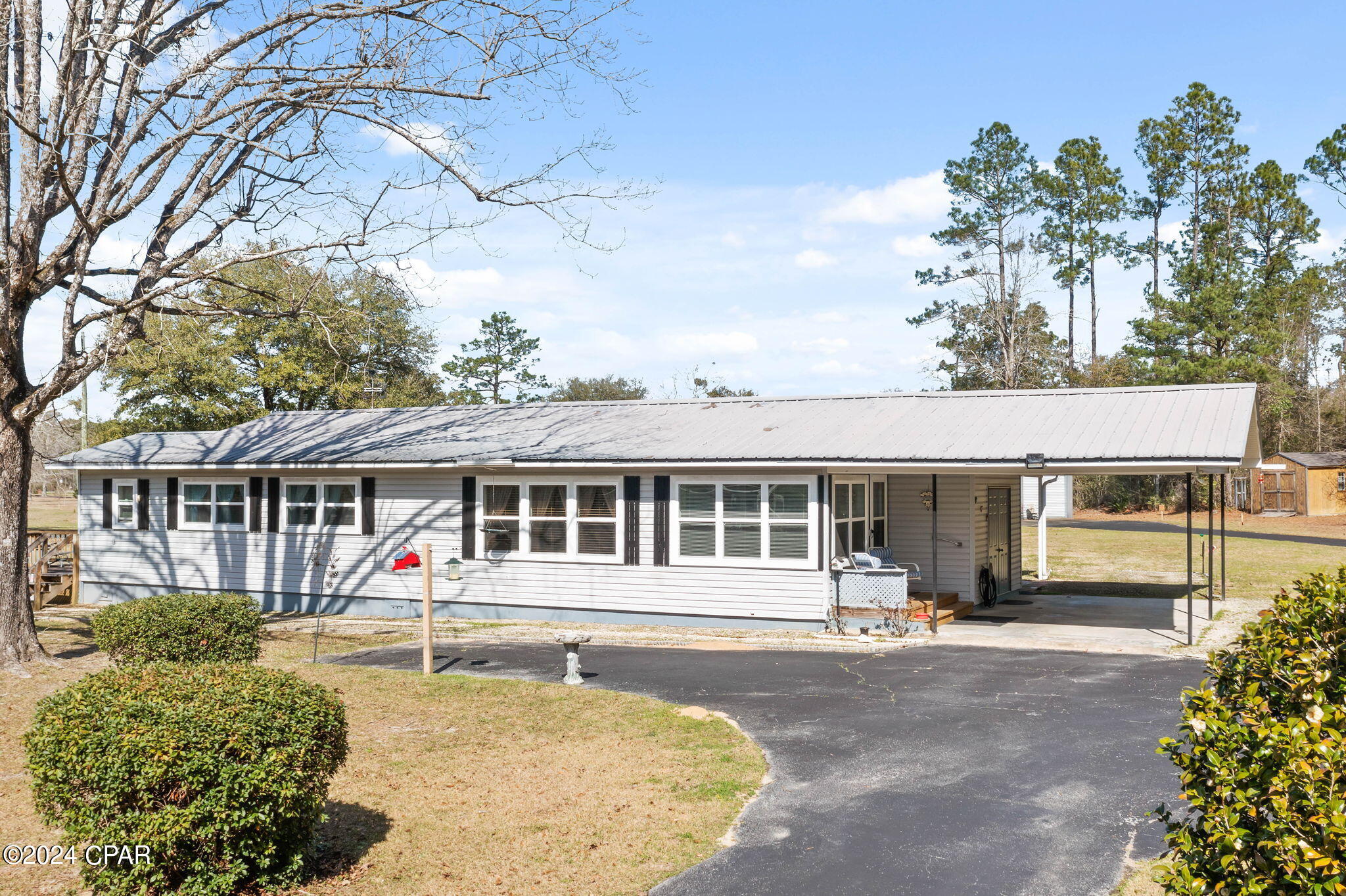 Davis Est - Residential