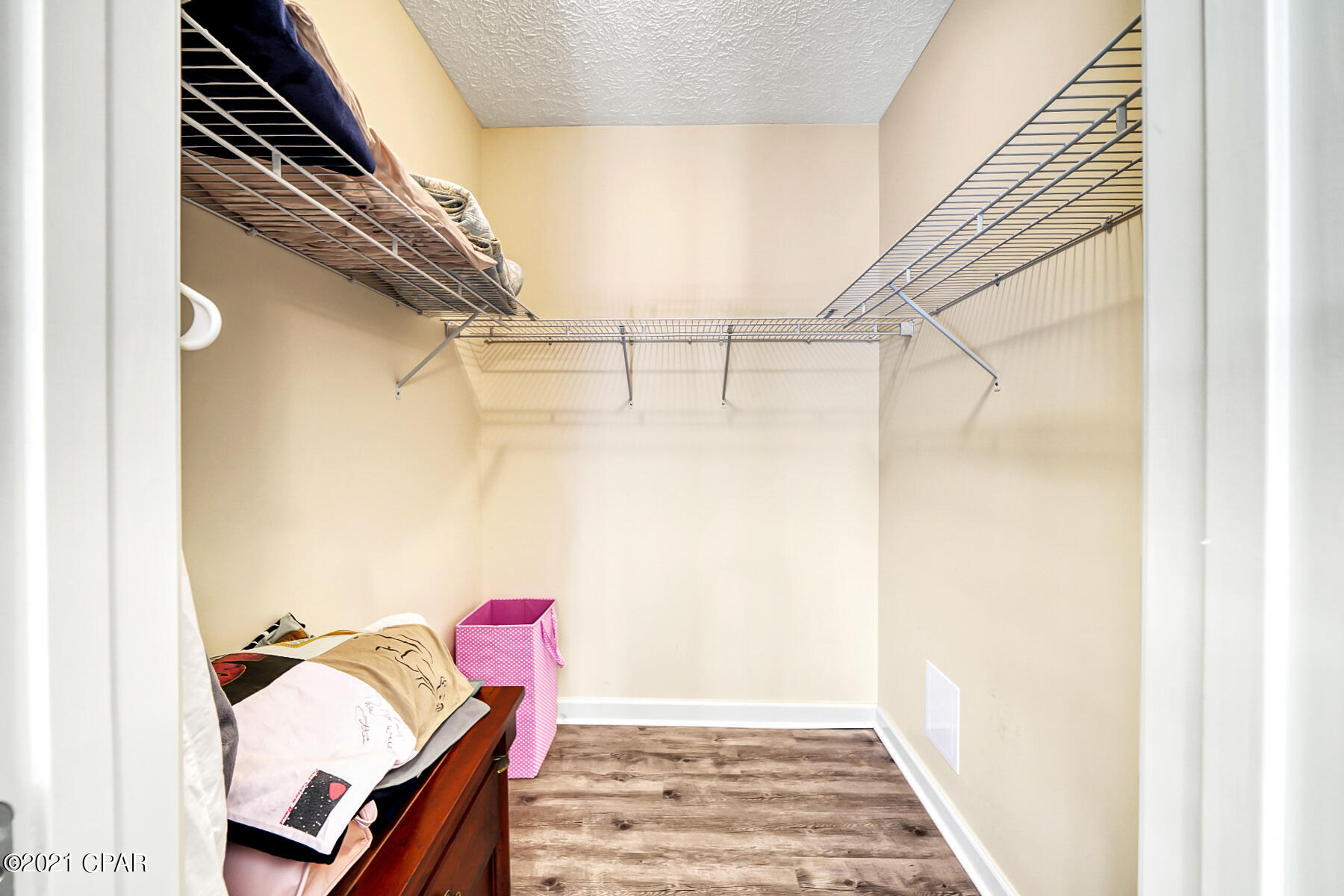 Gardenia Beach - Residential