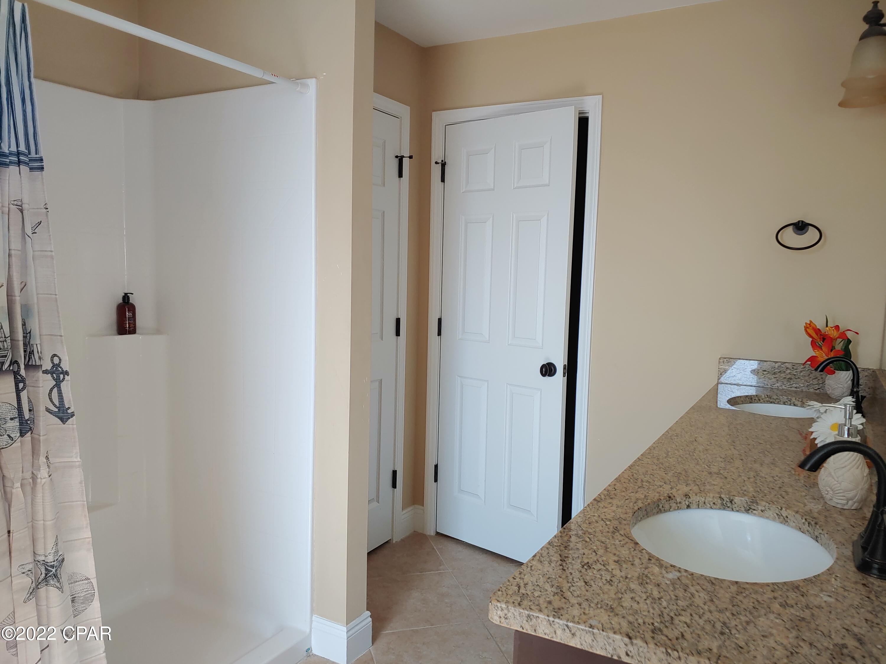 Annabella's Townhomes - Residential