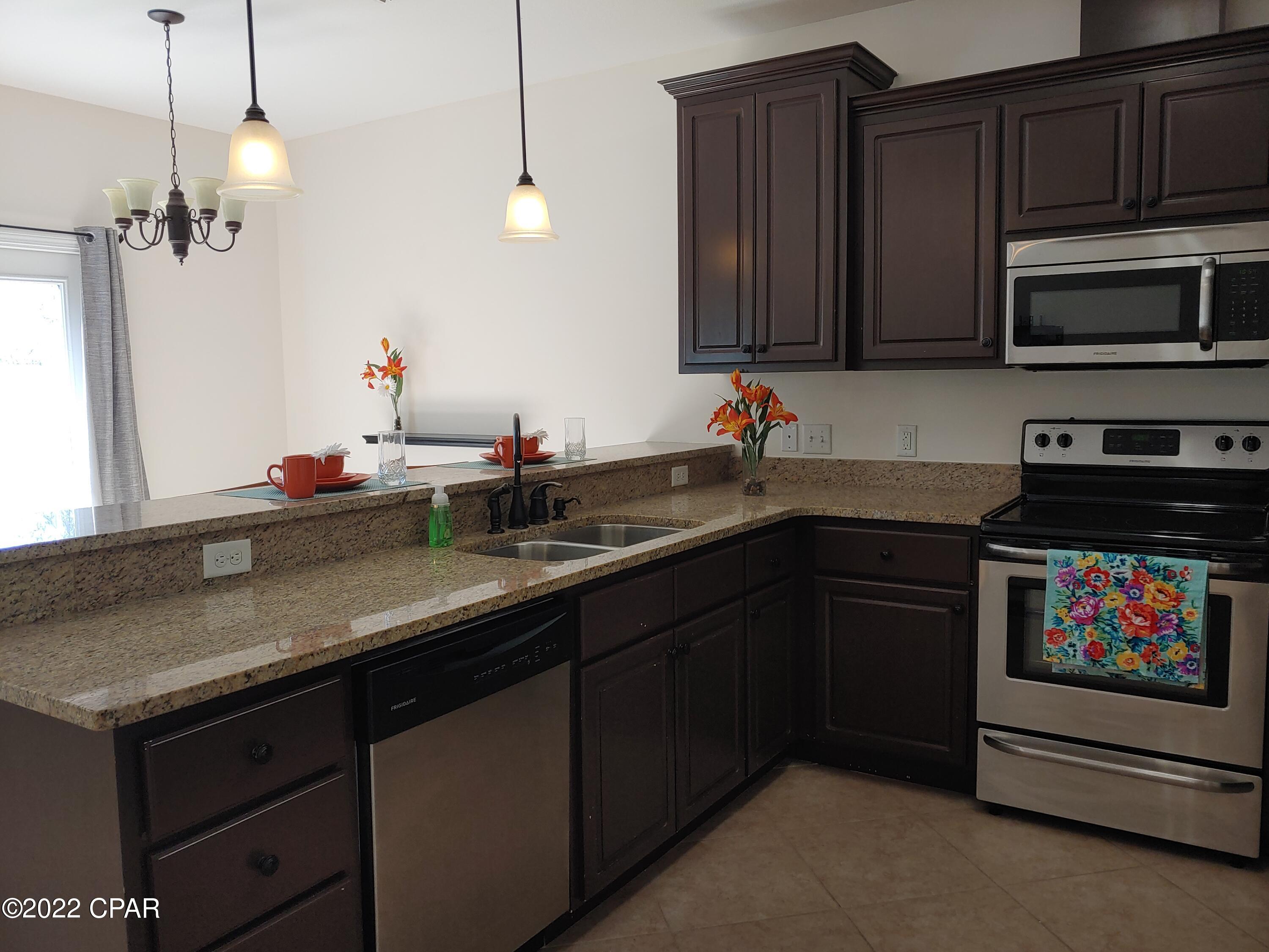 Annabella's Townhomes - Residential