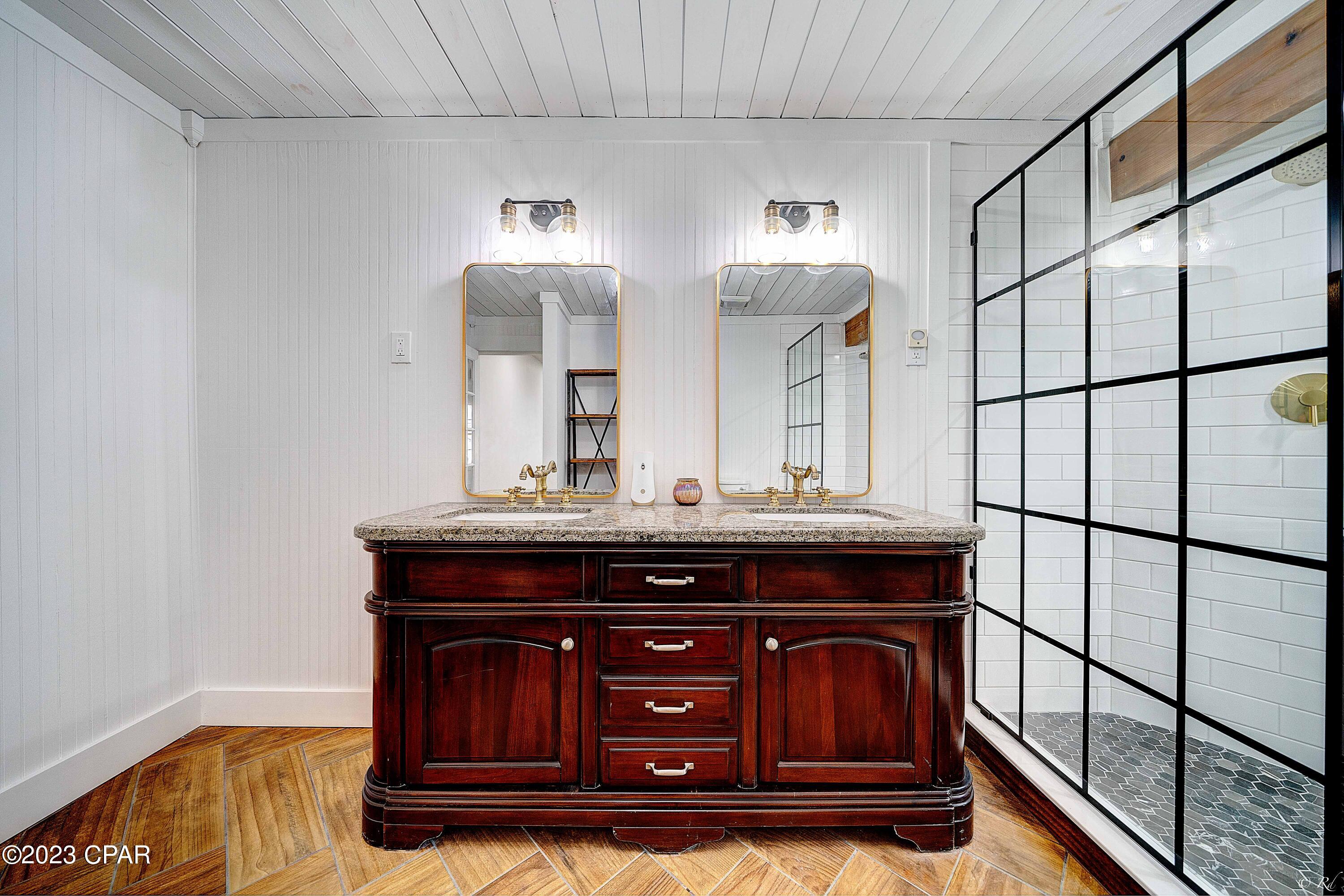 North Lagoon Oaks 5th - Residential