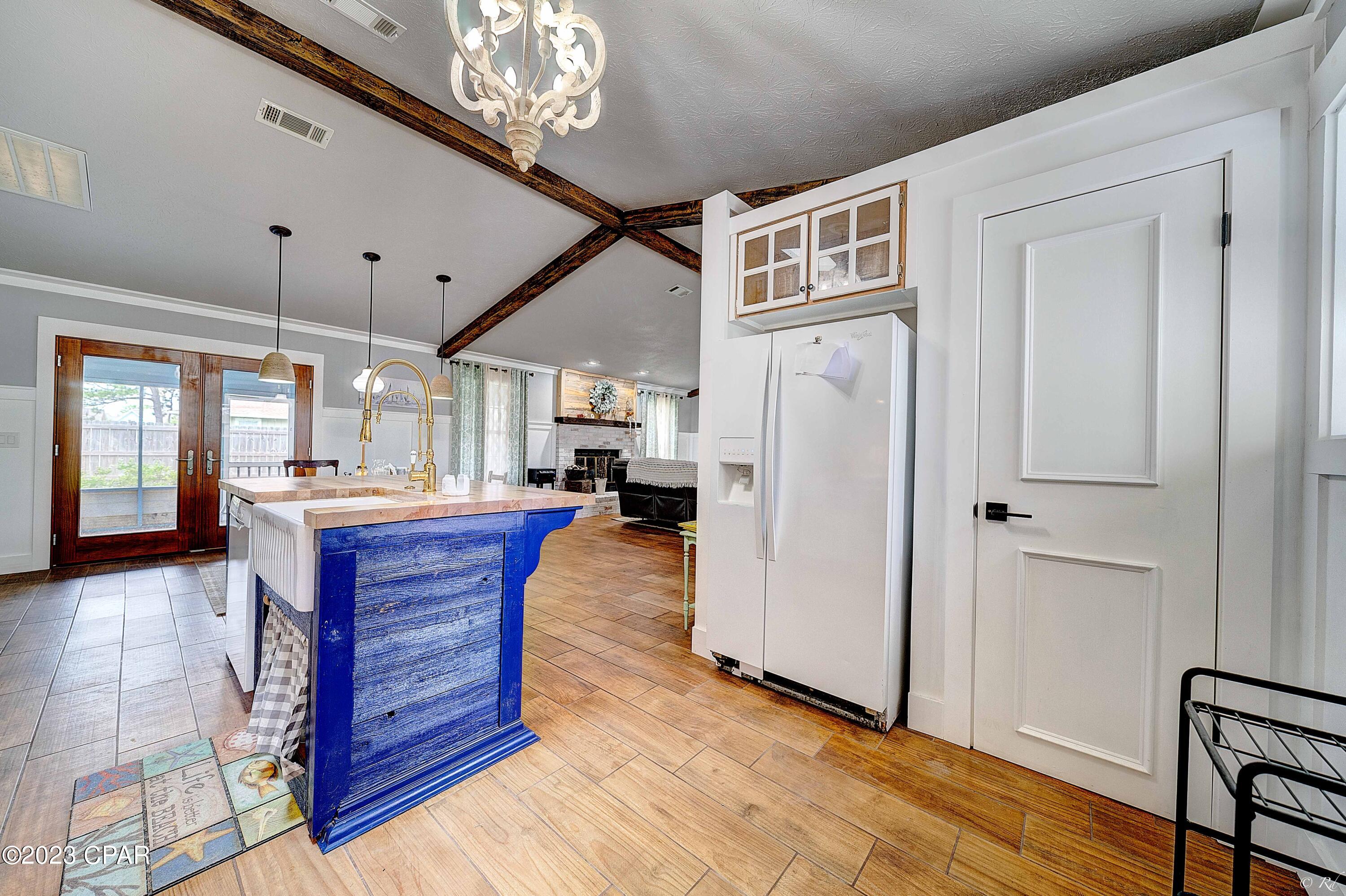 North Lagoon Oaks 5th - Residential