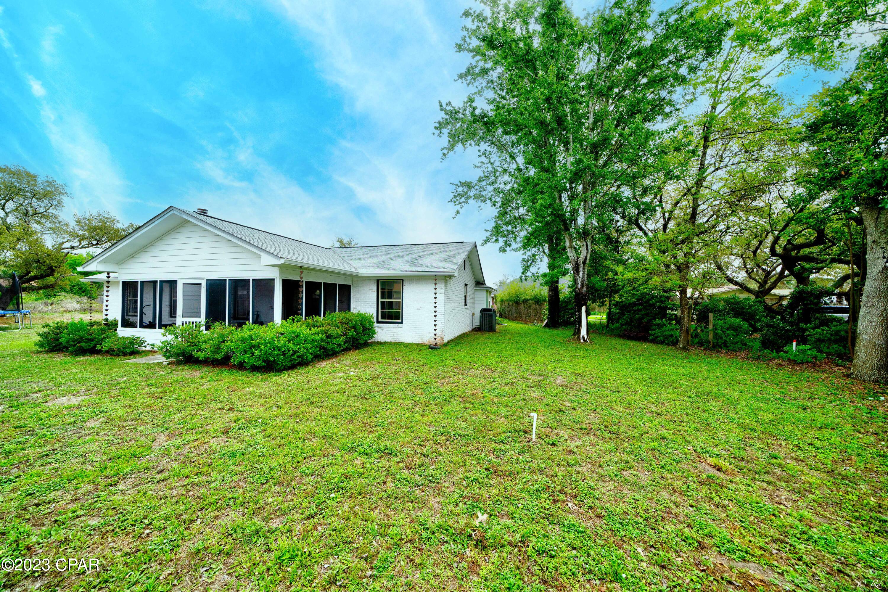 North Lagoon Oaks 5th - Residential