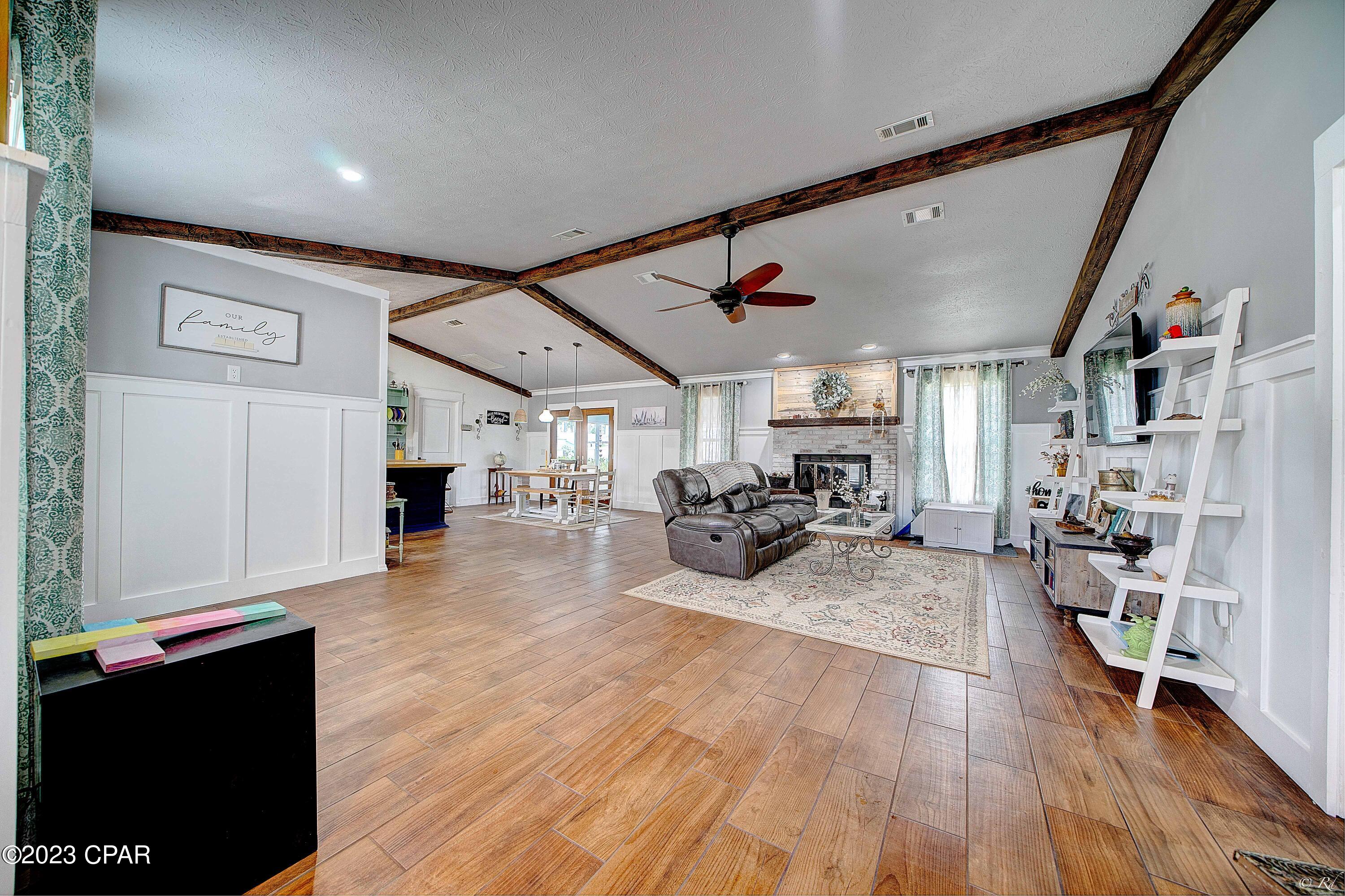 North Lagoon Oaks 5th - Residential