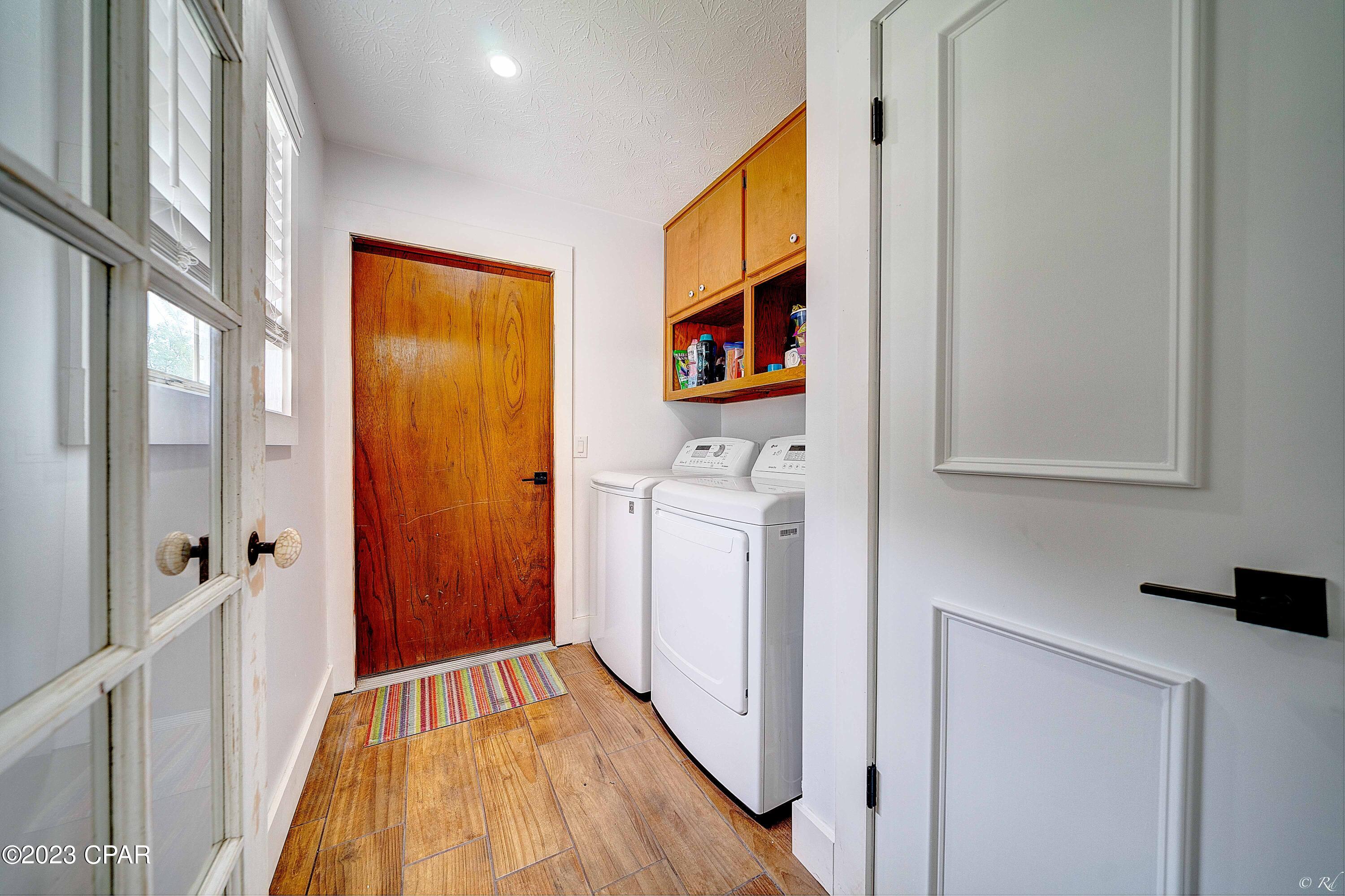 North Lagoon Oaks 5th - Residential