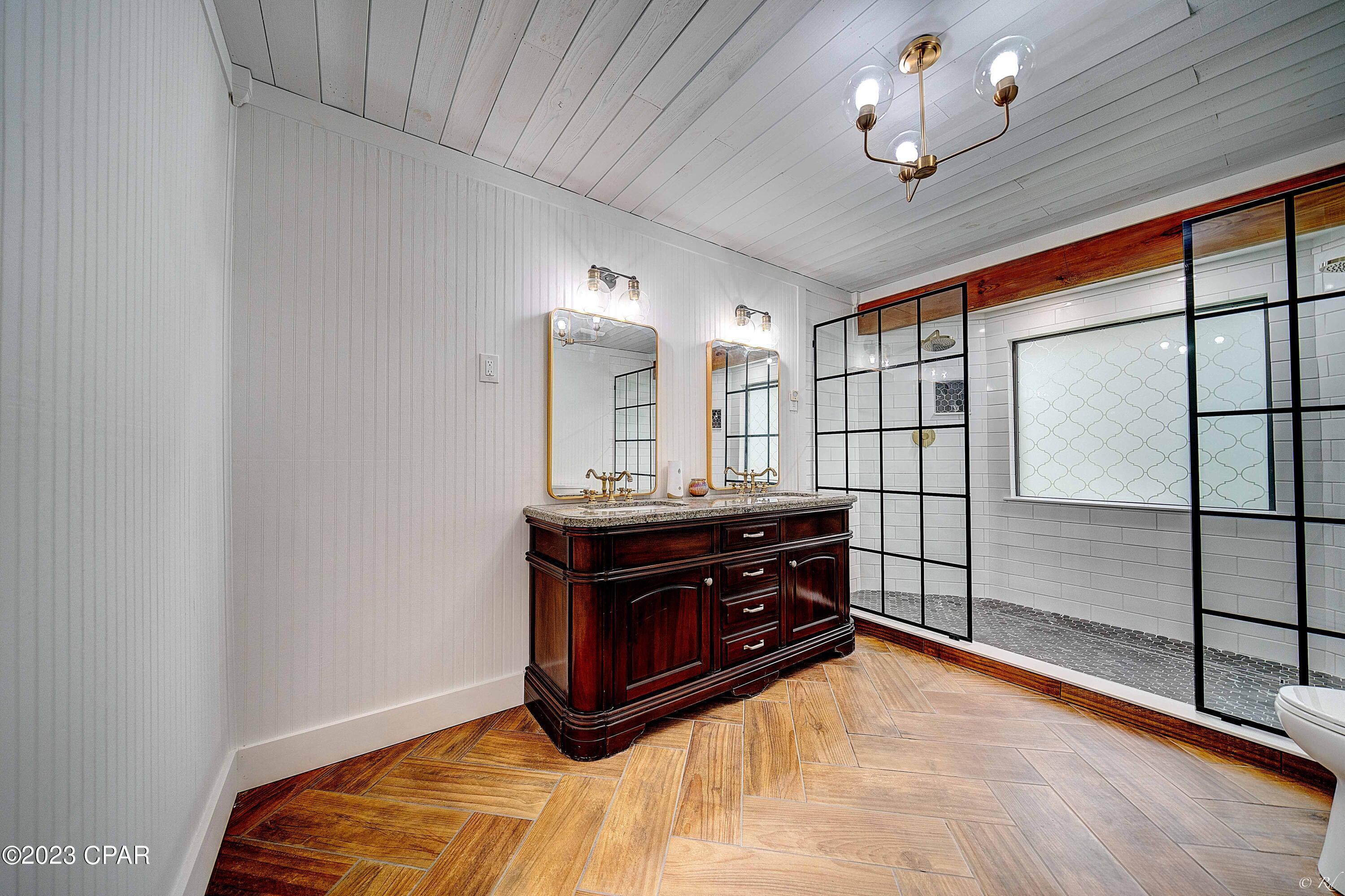 North Lagoon Oaks 5th - Residential