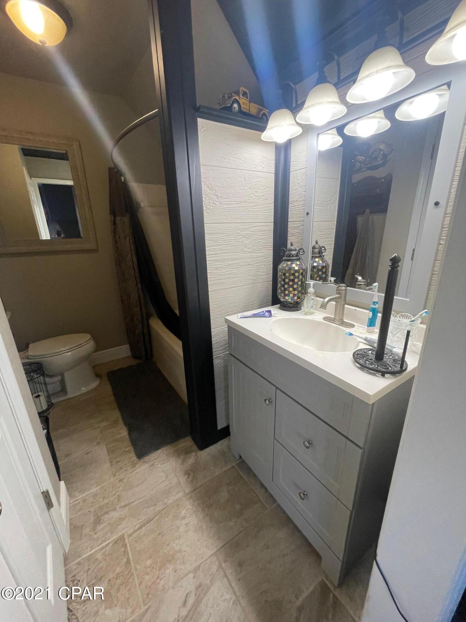 Country Club Hills #2 - Residential