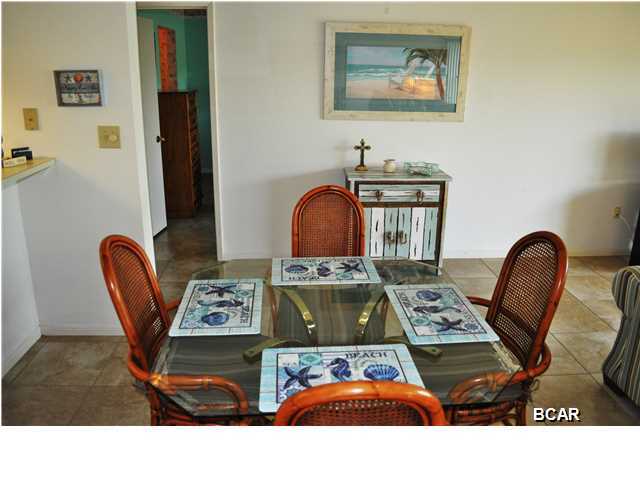 Edgewater Golf Villas V-B - Residential