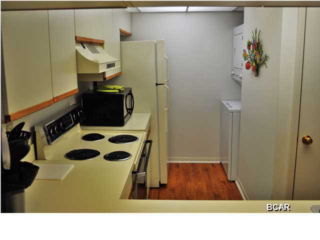 Edgewater Golf Villas V-B - Residential