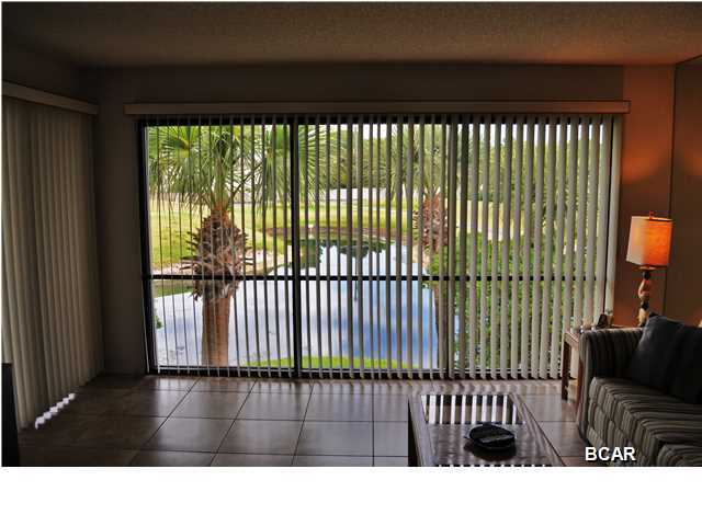 Edgewater Golf Villas V-B - Residential