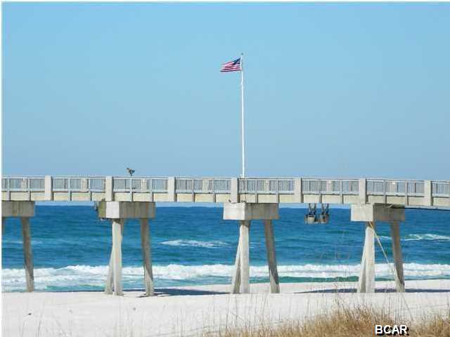 Edgewater Golf Villas V-B - Residential