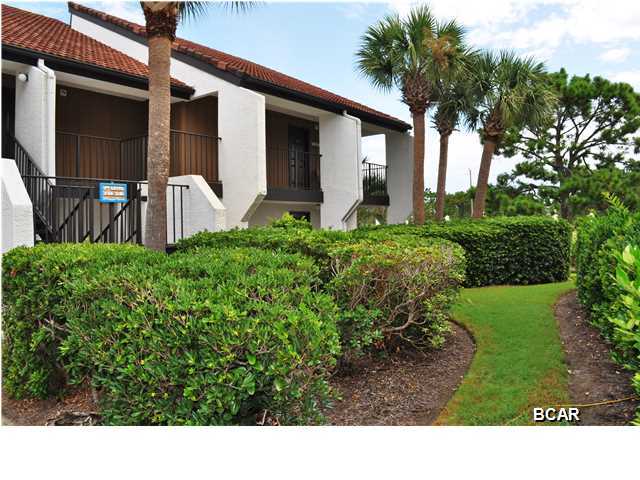 Edgewater Golf Villas V-B - Residential