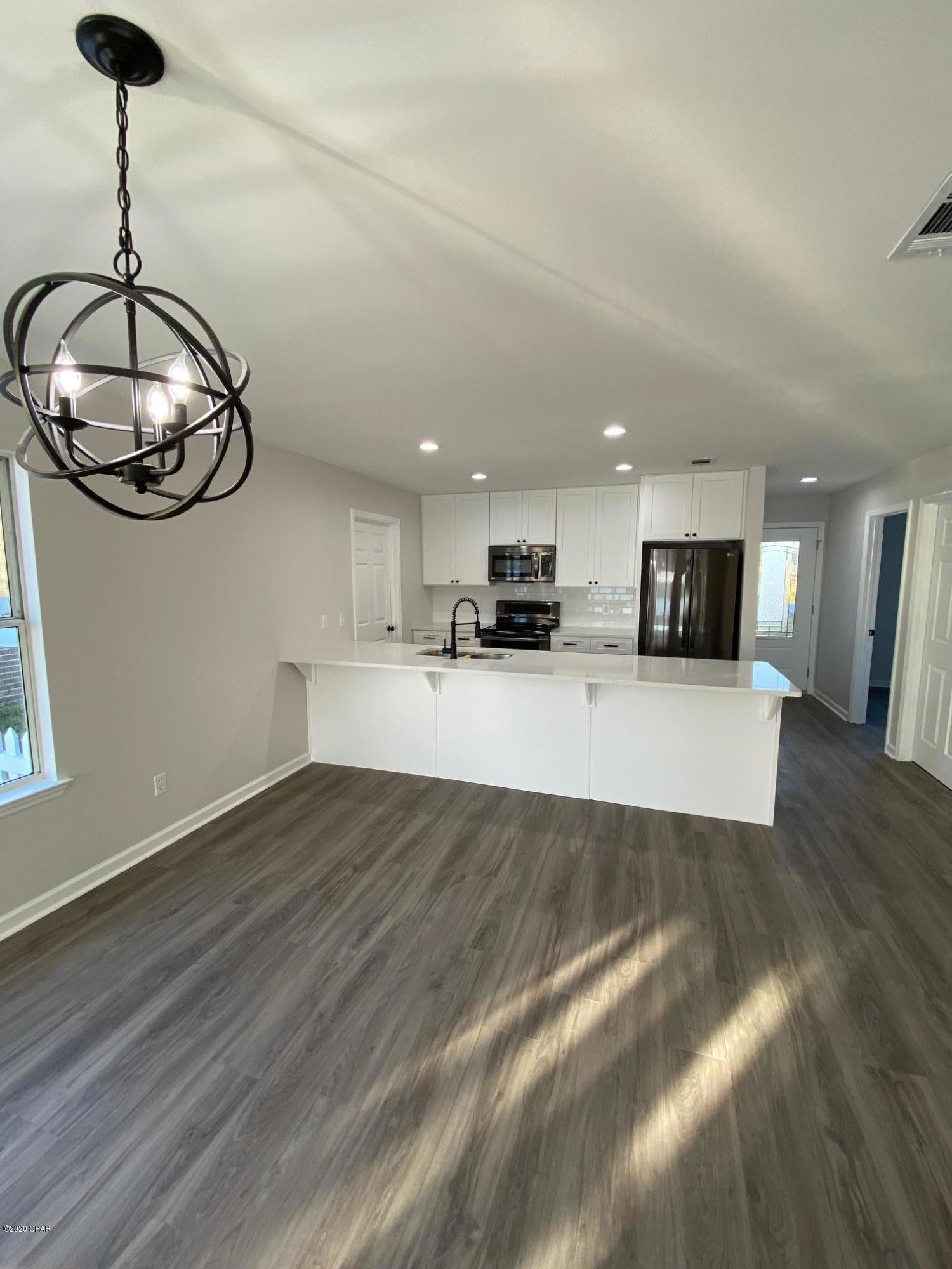 Lake Marin - Residential