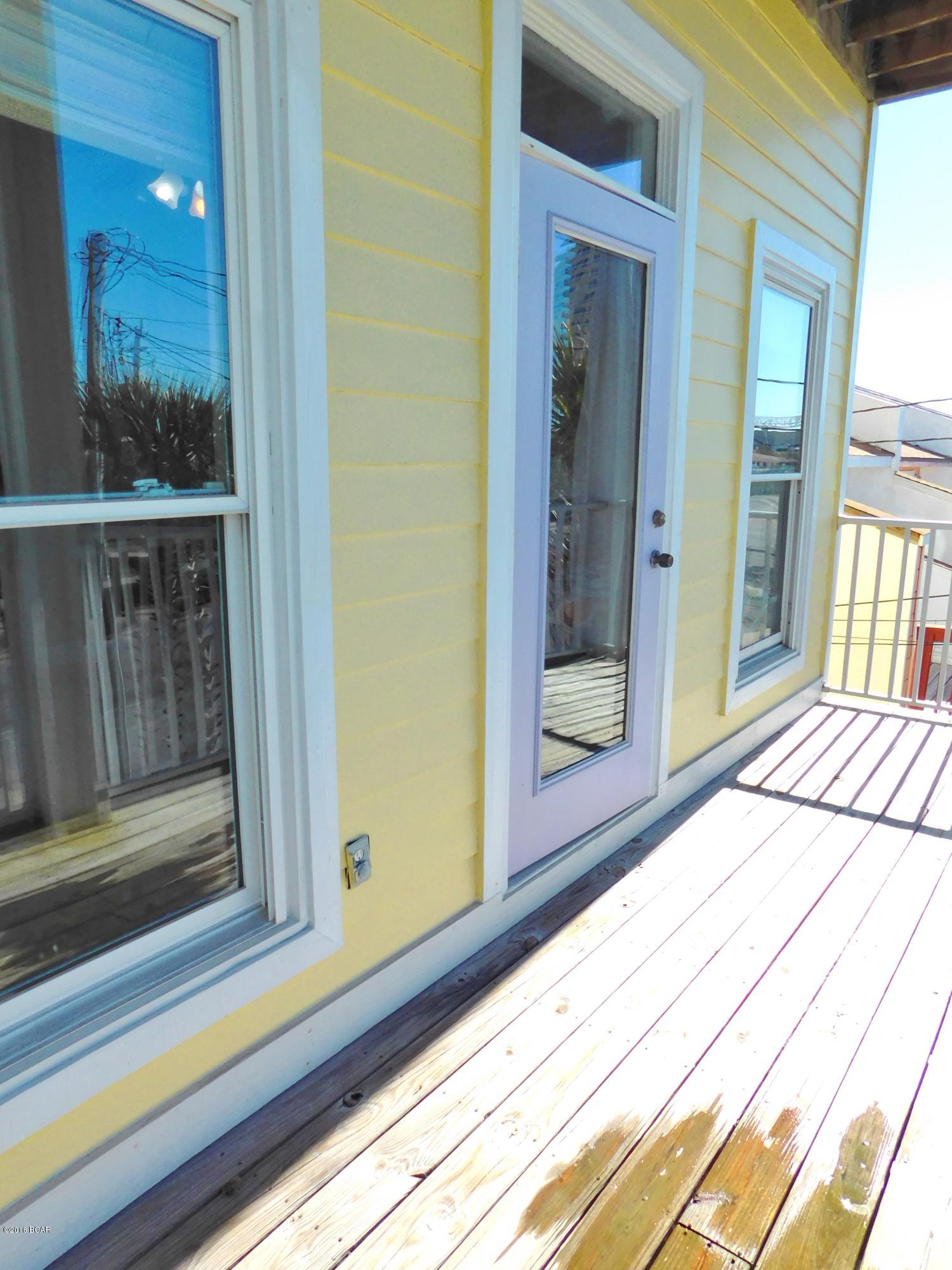 Gulf Lagoon Beach - Residential