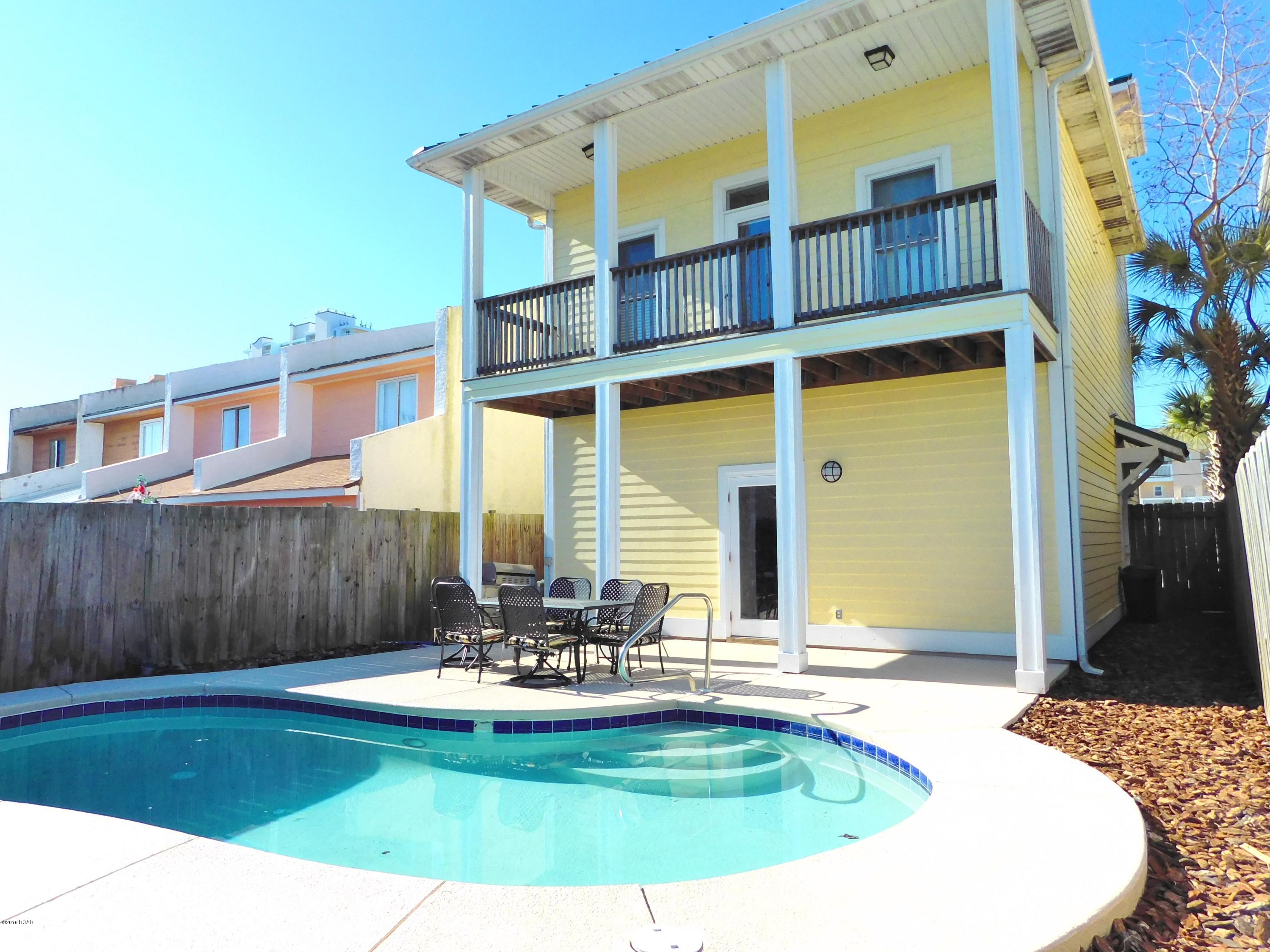 Gulf Lagoon Beach - Residential