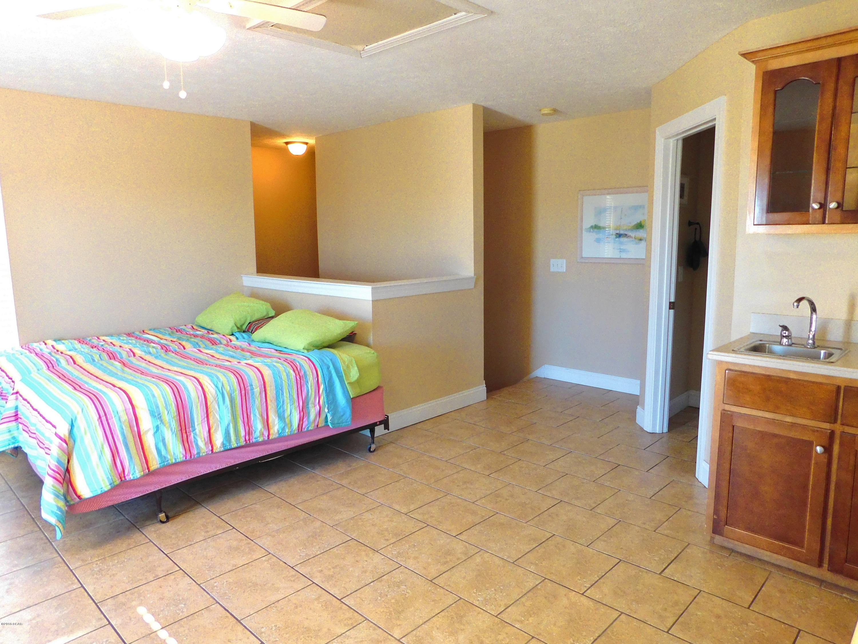 Gulf Lagoon Beach - Residential